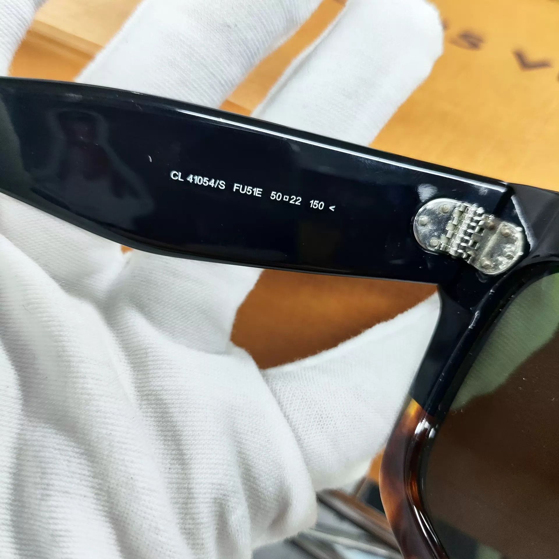 Celine CELINE Sunglasses Black 260311CM1YY02 Size ONE SIZE - 3 Thumbnail