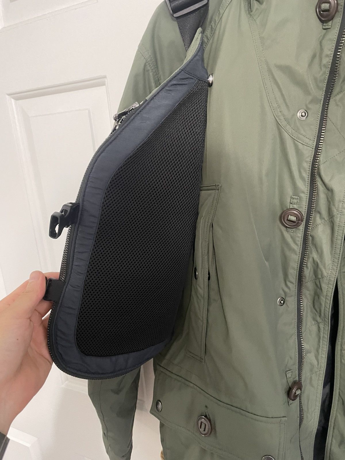 EASTLOGUE Mountain Ranger Parka Olive Green Tactical Pack Chest Rig Size US M / EU 48-50 / 2 - 11 Thumbnail