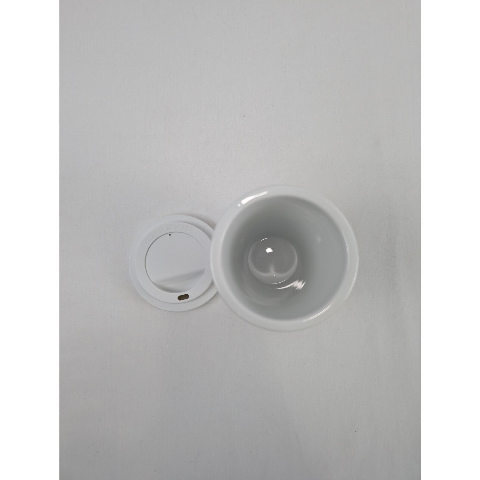 Balenciaga o1rshd1 Size: OS / Las Vegas Porcelain Coffee Cup in White Size ONE SIZE - 4 Thumbnail
