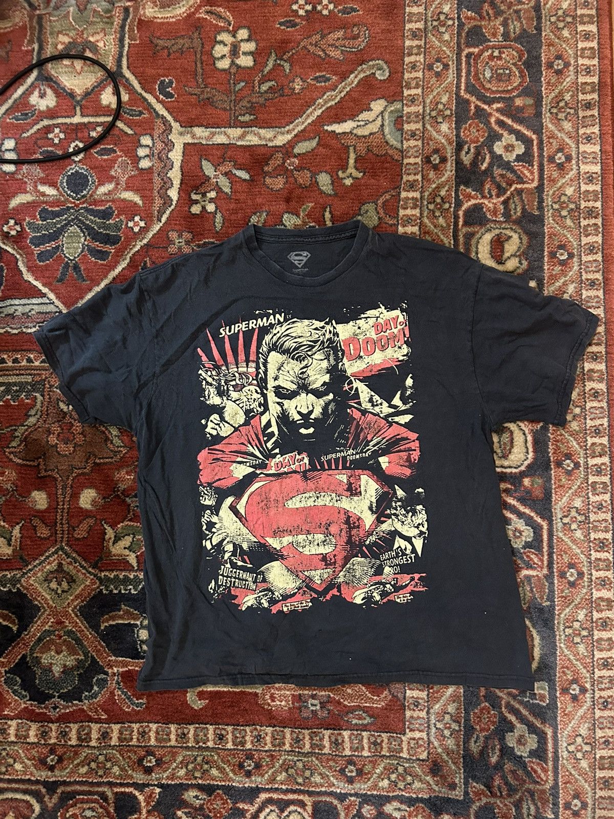 Vintage Vintage Superman Graphic Tshirt Size US M / EU 48-50 / 2 - 1 Thumbnail