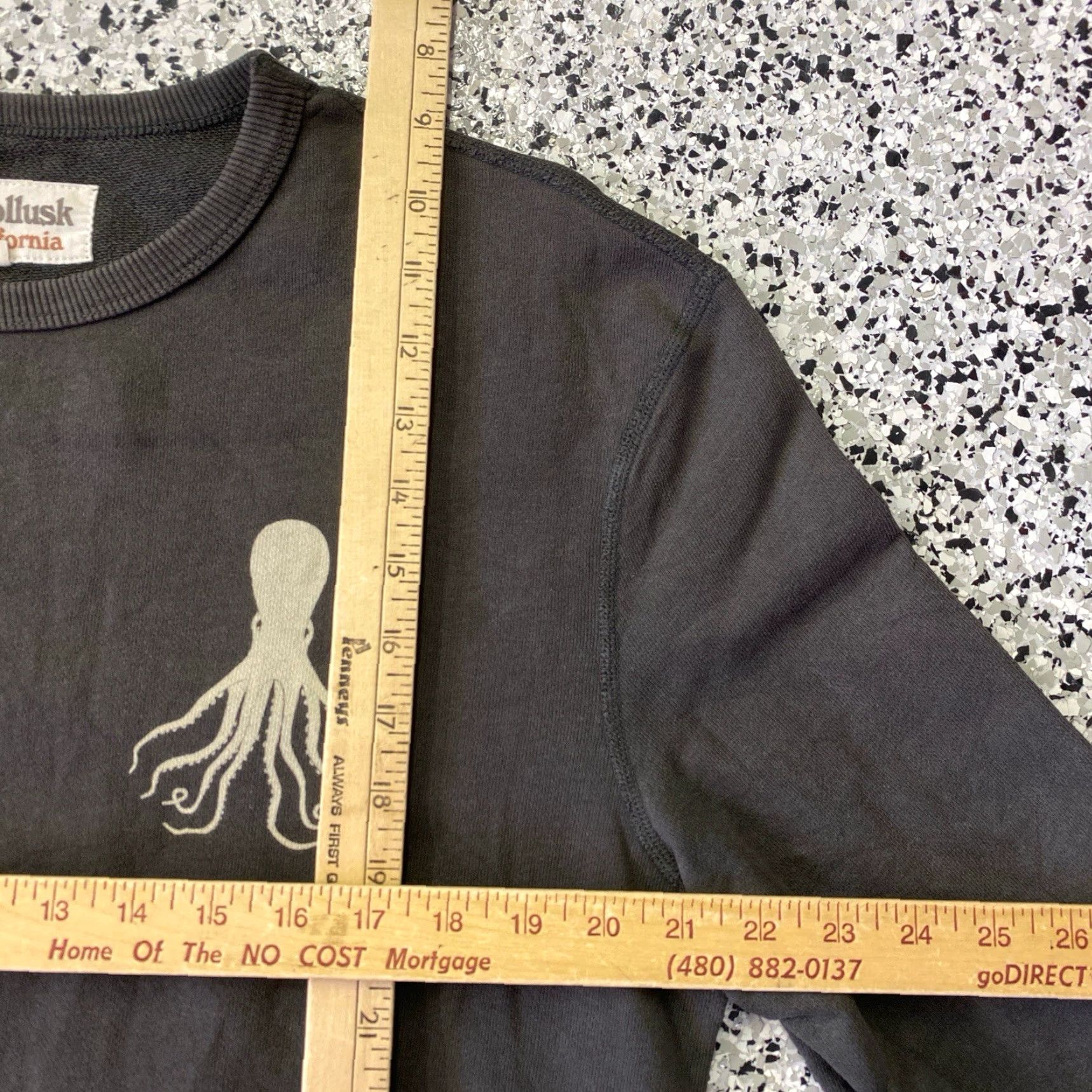 Vintage Mollusk California Surf Shop Crewneck Pullover Mens Small Gray Octopus Shirt Size US S / EU 44-46 / 1 - 2 Thumbnail