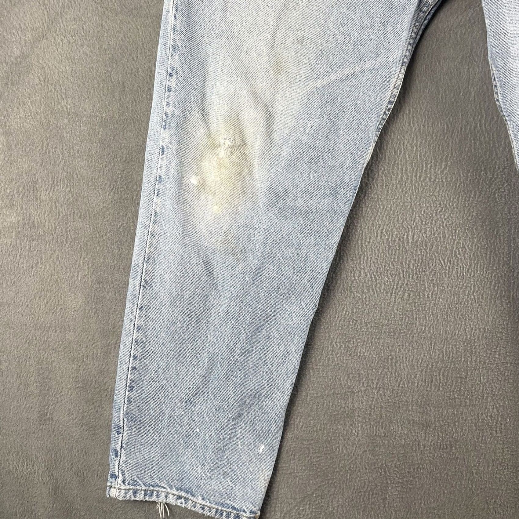 Levi's Levi's 550 Jeans Mens 38x30 Light Wash Distressed Jeans 550 Relaxed Regular 90s Grunge USA Boys? Size US 38 / EU 54 - 2 Thumbnail