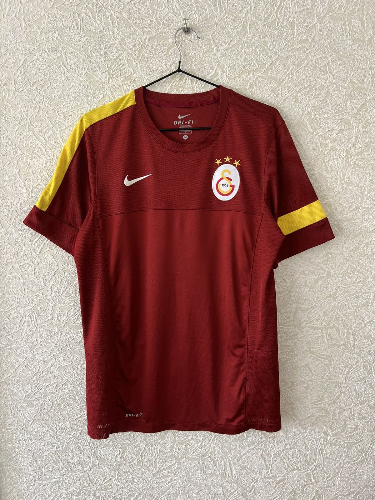 Nike Rare Nike Galatasaray 2012-13 training soccer jersey shirt M Size US M / EU 48-50 / 2 - 1 Thumbnail