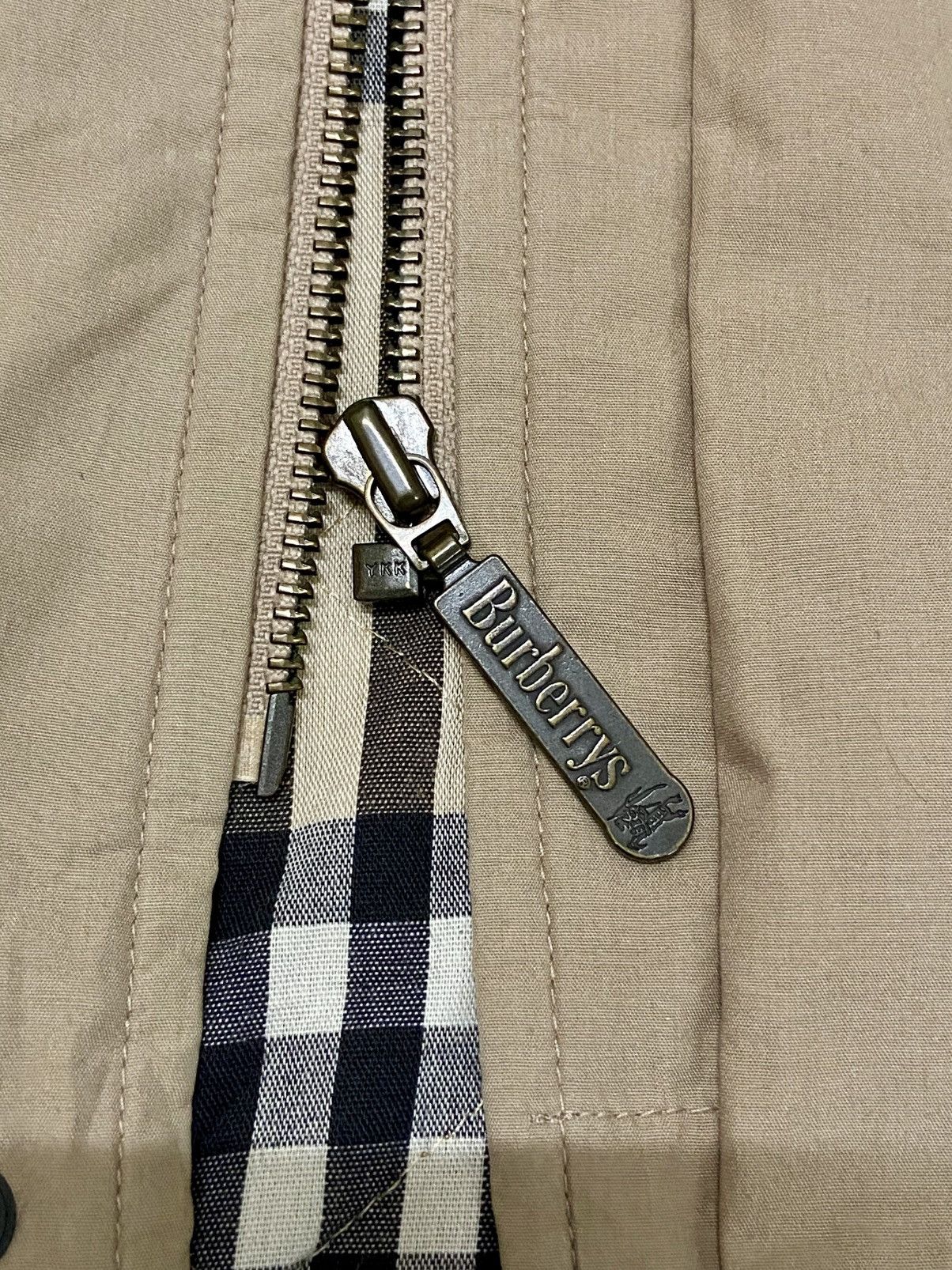 Burberry VINTAGE BURBERRY JACKET Size US L / EU 52-54 / 3 - 13 Thumbnail