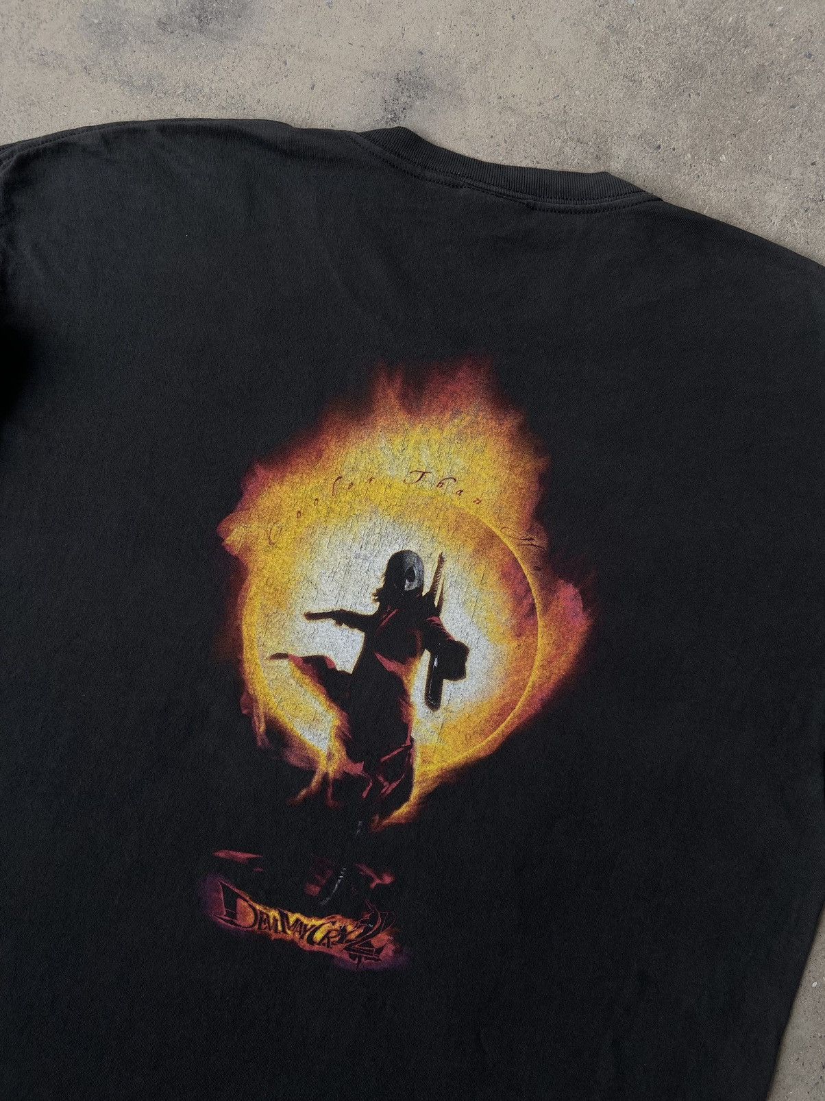 Vintage Devil May Cry 2 Promo Tee - 2003 Size US XL / EU 56 / 4 - 2 Thumbnail