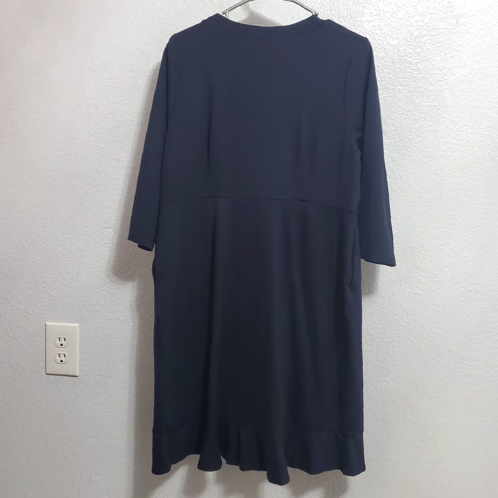 Vintage J Jill Ponte Dress Women Petite L Navy Blue Knit 3/4 Sleeve Ruffle Pockets Office Knee Length Pullover Vintage: No Size L / US 10 / IT 46 - 2 Thumbnail
