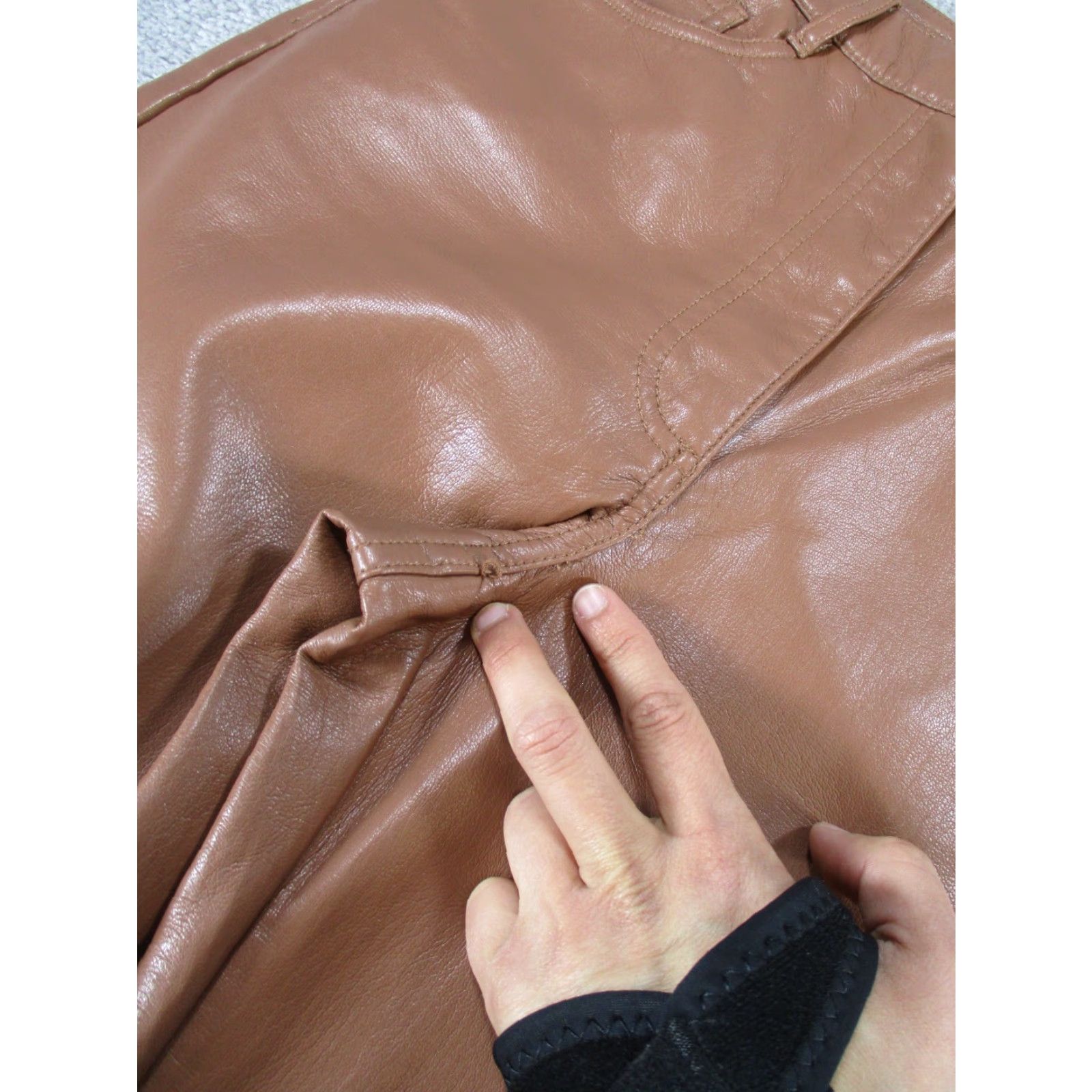 Vintage Wilfred Dress Pants Womens 6 Brown Faux Leather Straight Leg Size 28" / US 6 / IT 42 - 2 Thumbnail
