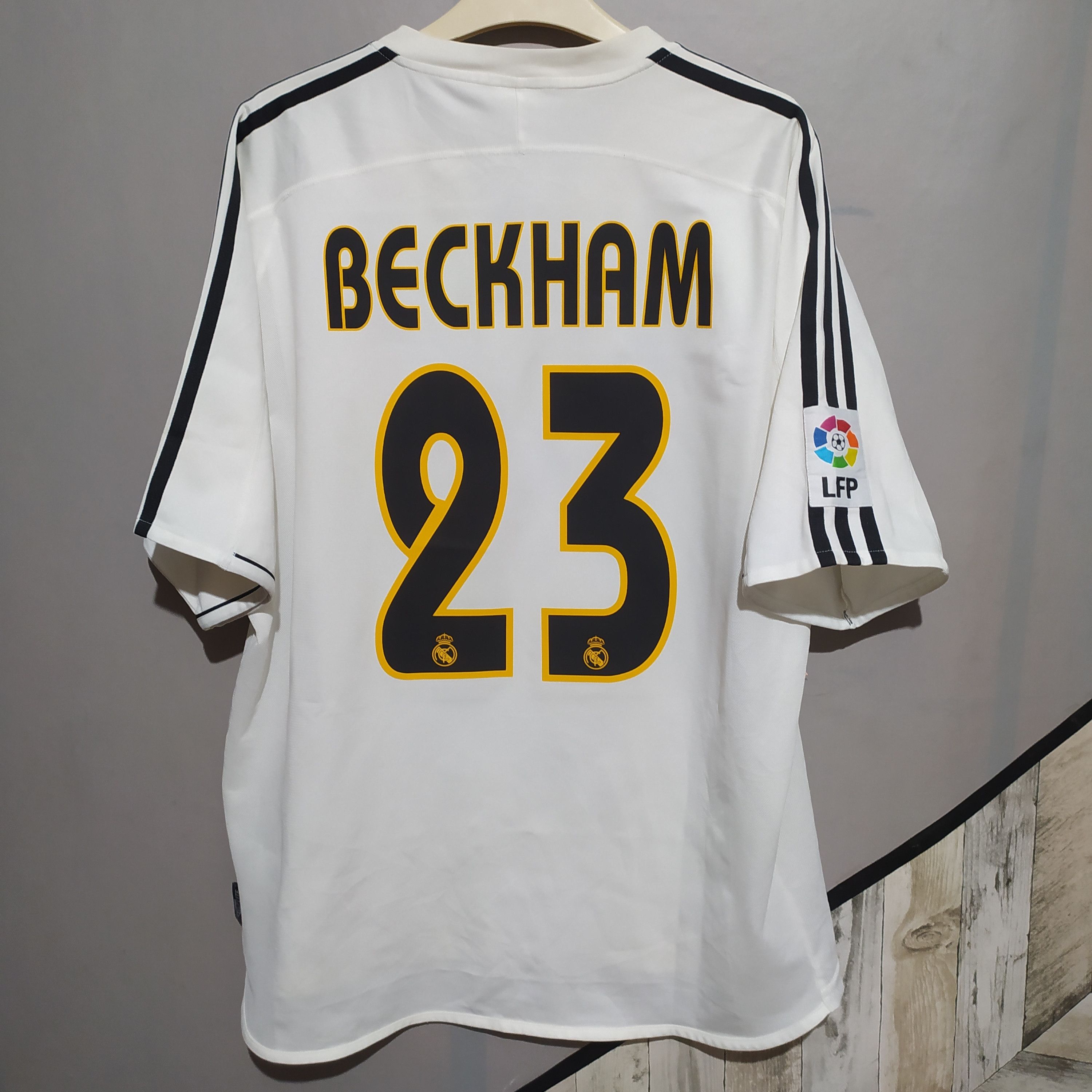 Vintage 2003 David Beckham#23 Real Madrid Jersey/t-shirt
