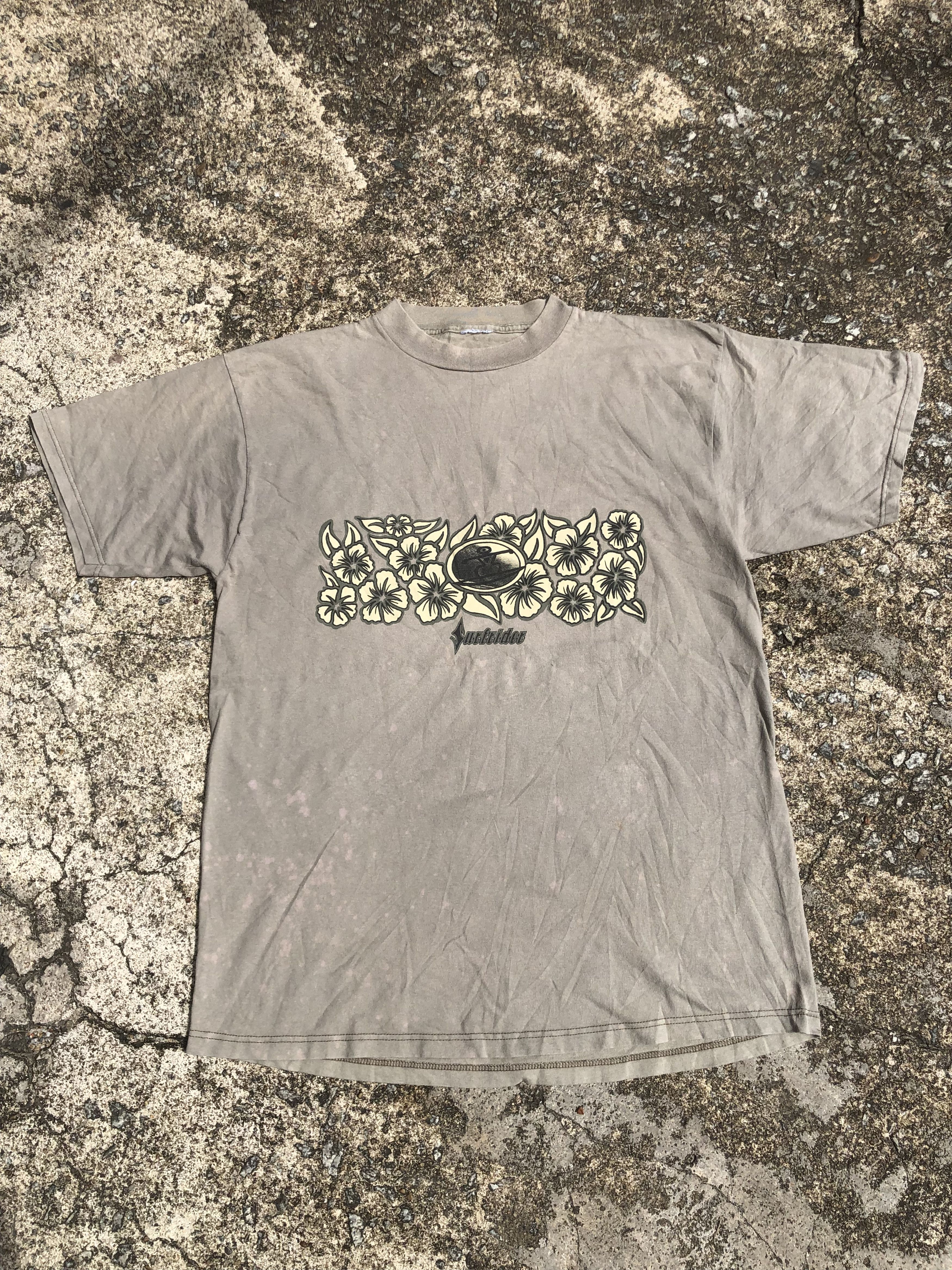 Vintage Vintage Y2K Surfrider Hawaii Tshirt Size US L / EU 52-54 / 3 - 1 Thumbnail