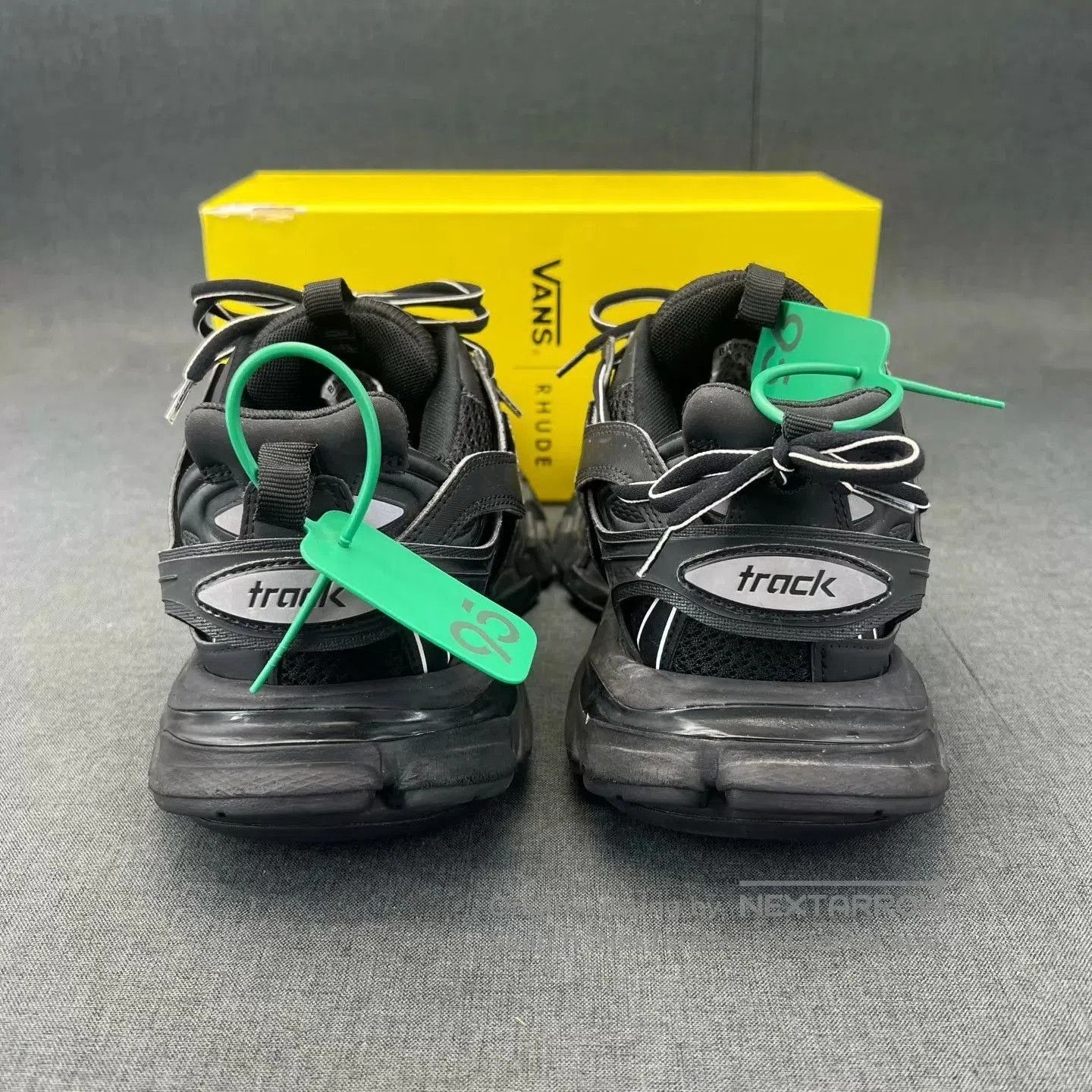 Balenciaga Black Low-Top Sneakers Size 8. Size US 8 / EU 41 - 5 Thumbnail