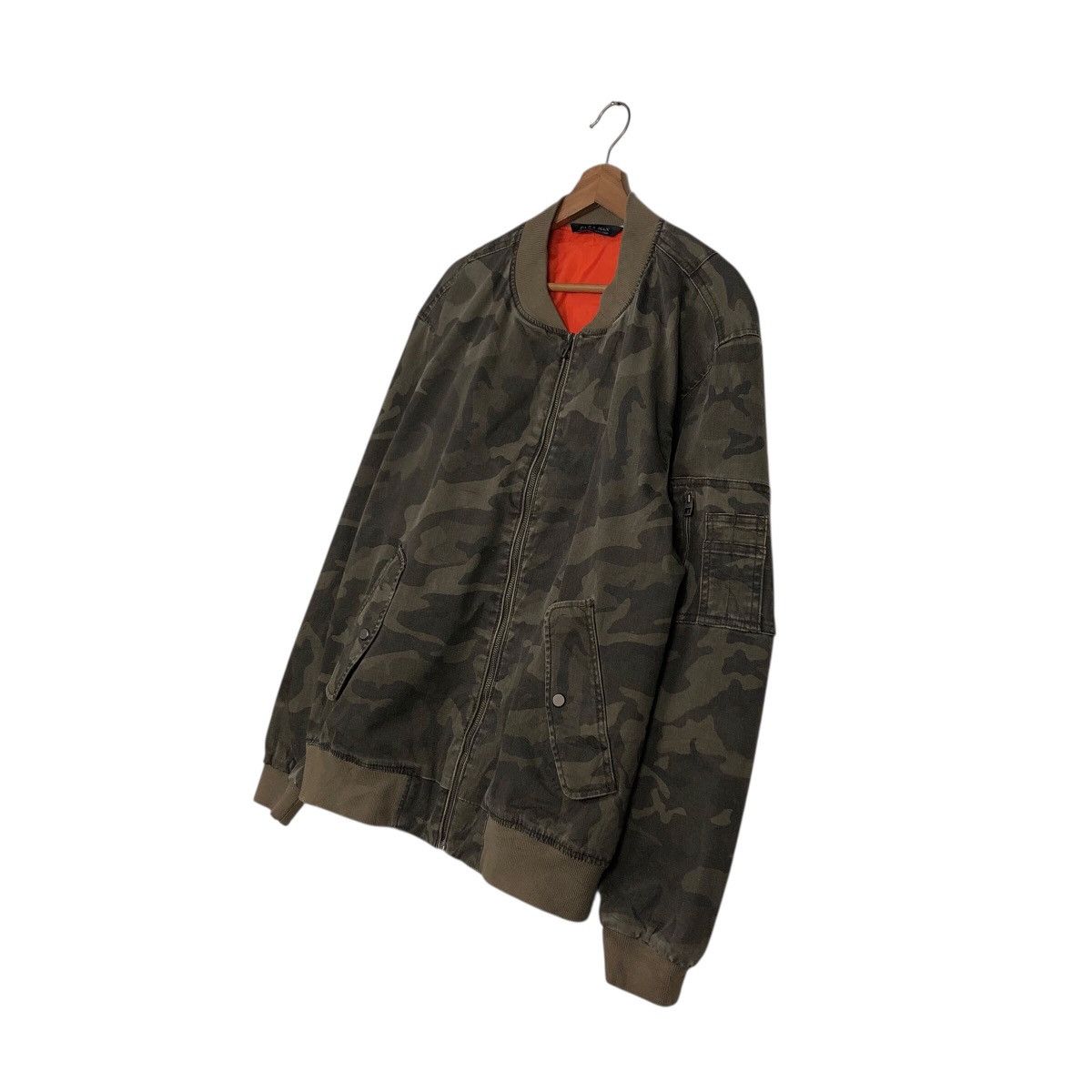 Japanese Brand 📌Vintage Bomber Jacket Camouflage Design Zara Man Size US M / EU 48-50 / 2 - 3 Thumbnail