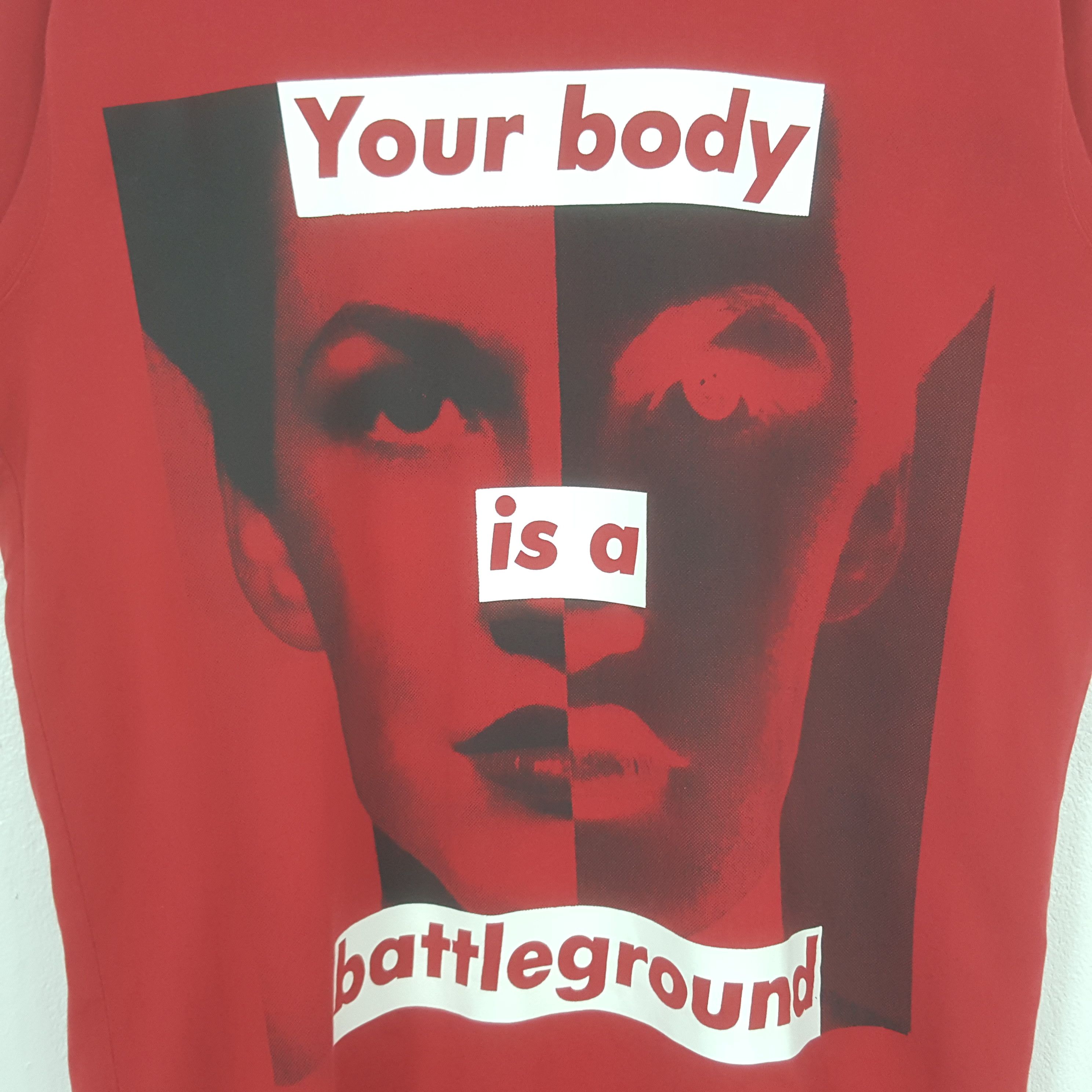 Barbara Kruger Vintage Barbara Kruger Japan Streetwear Tshirt C301N22(76) Size US M / EU 48-50 / 2 - 2 Thumbnail