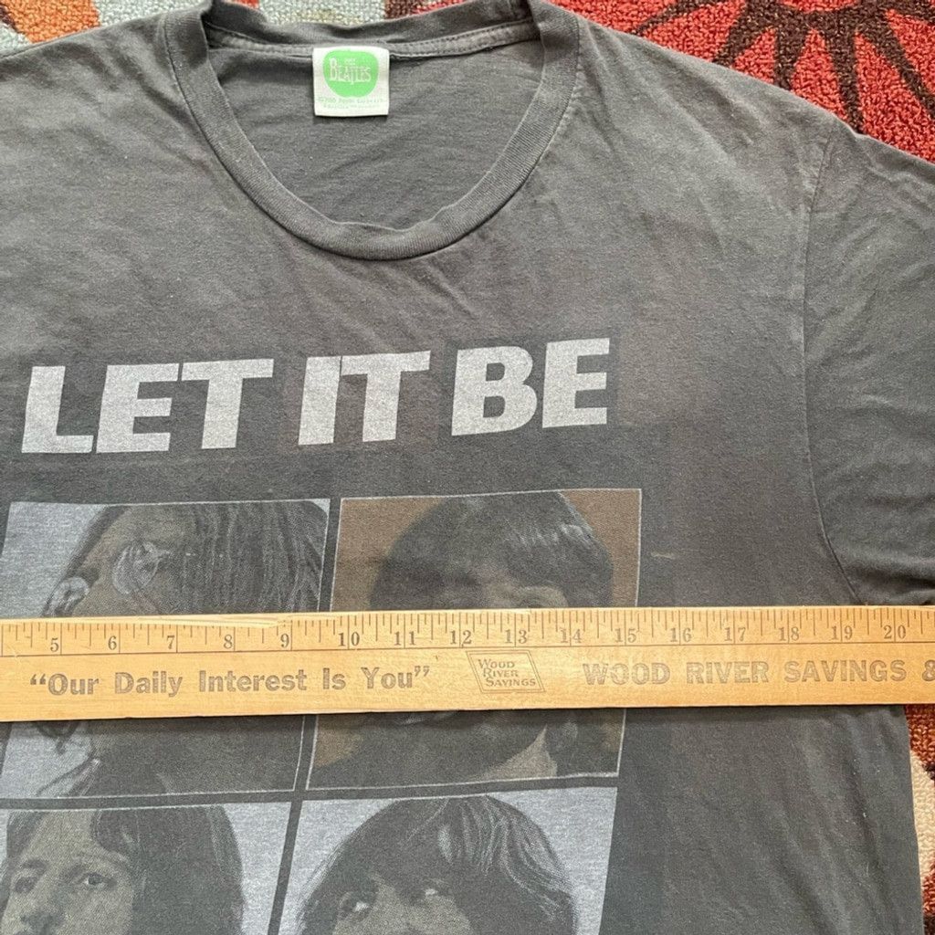 Other The Beatles 2005 Gray 'Let It Be T-Shirt fits like a size XL Size US XL / EU 56 / 4 - 5 Thumbnail