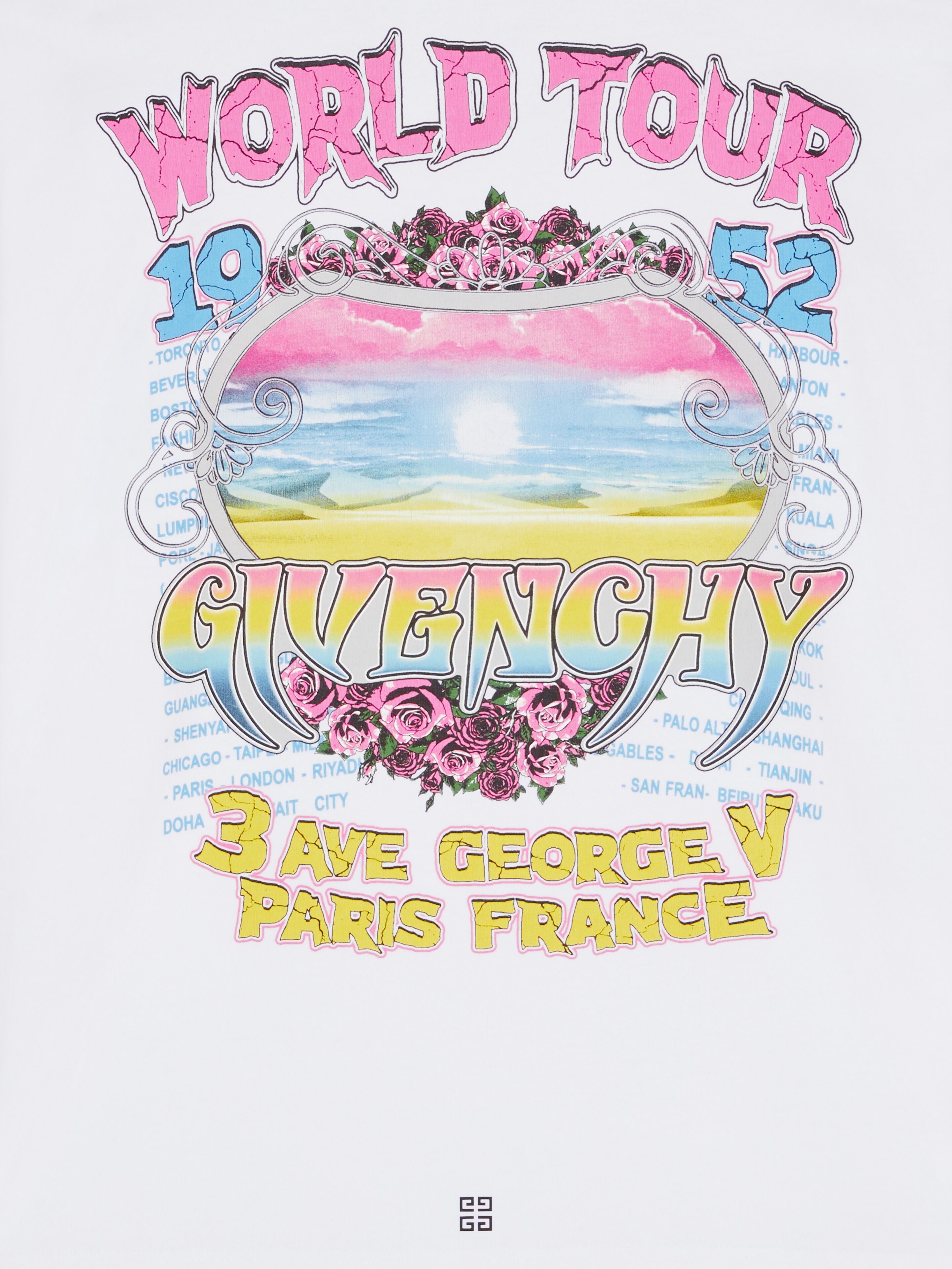 Givenchy o1w1db10325 Boxy Fit Long Sleeves T-Shirt in White Size US XL / EU 56 / 4 - 5 Thumbnail