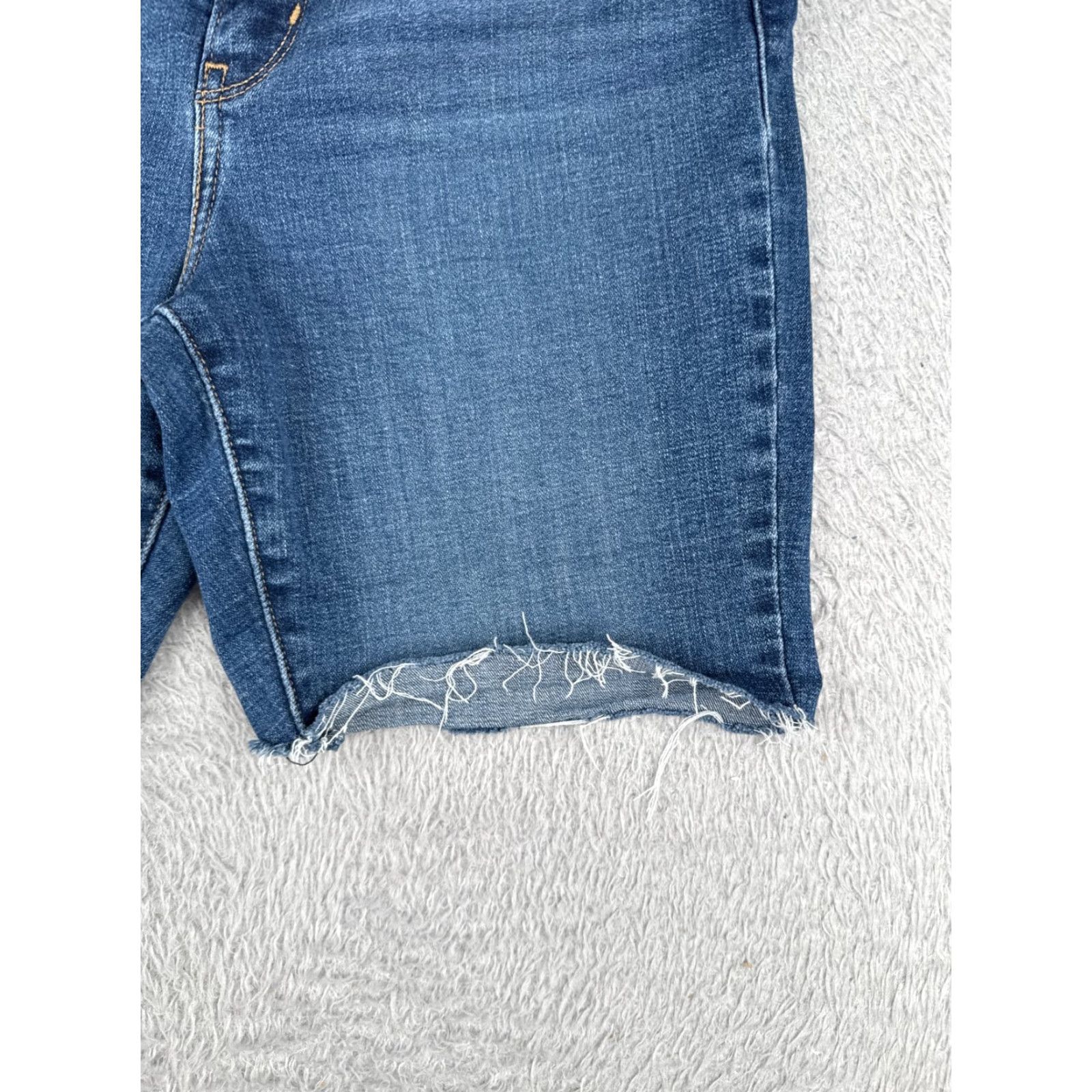 Levi's Levi's Shorts Women 29 Blue Cut Off 514 Medium Wash Cotton Blend Zip Fly 29x7 Size 29" - 2 Thumbnail