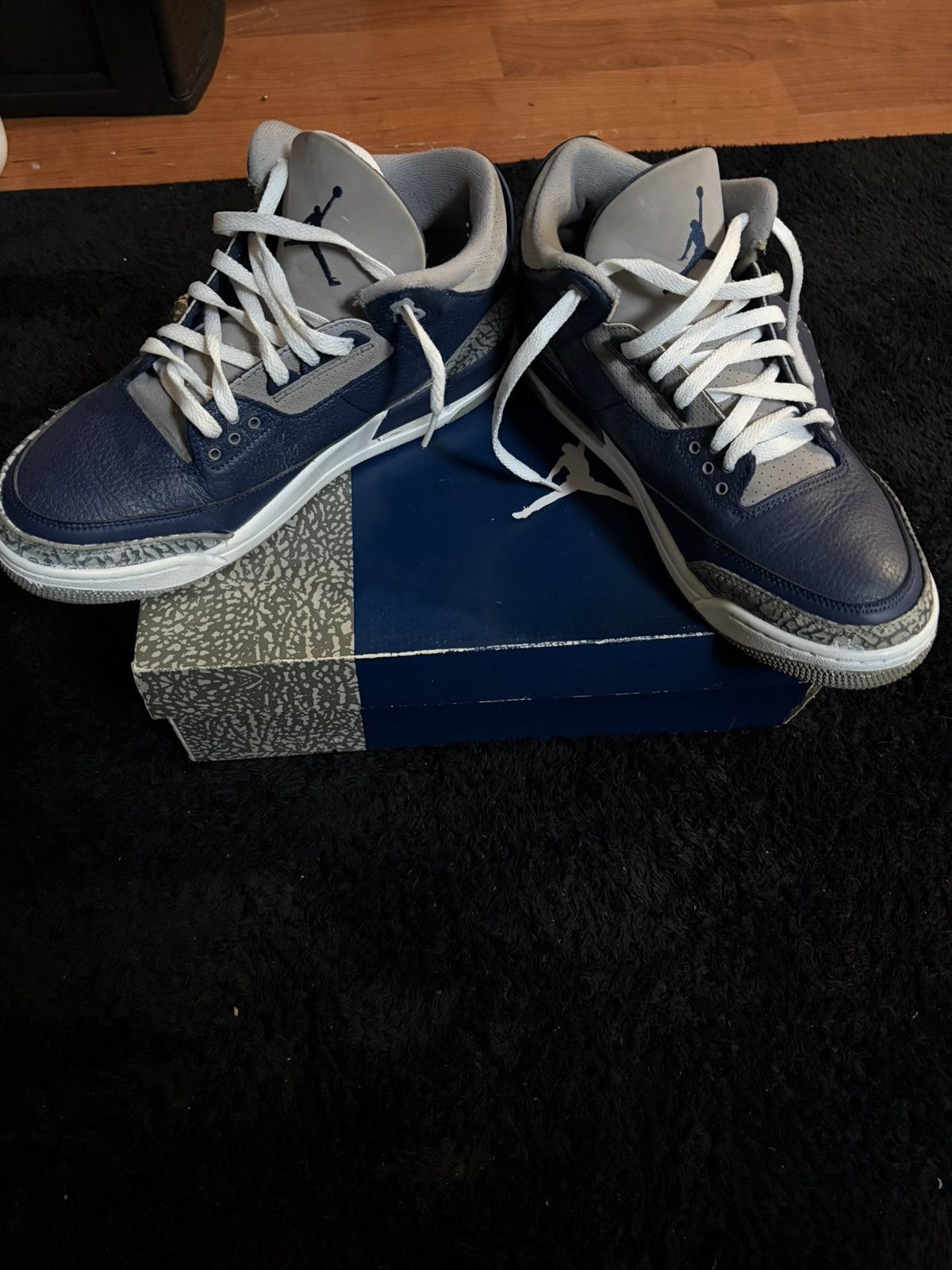 Nike Jordan 3 georgetown Size US 11 / EU 44 - 2 Thumbnail