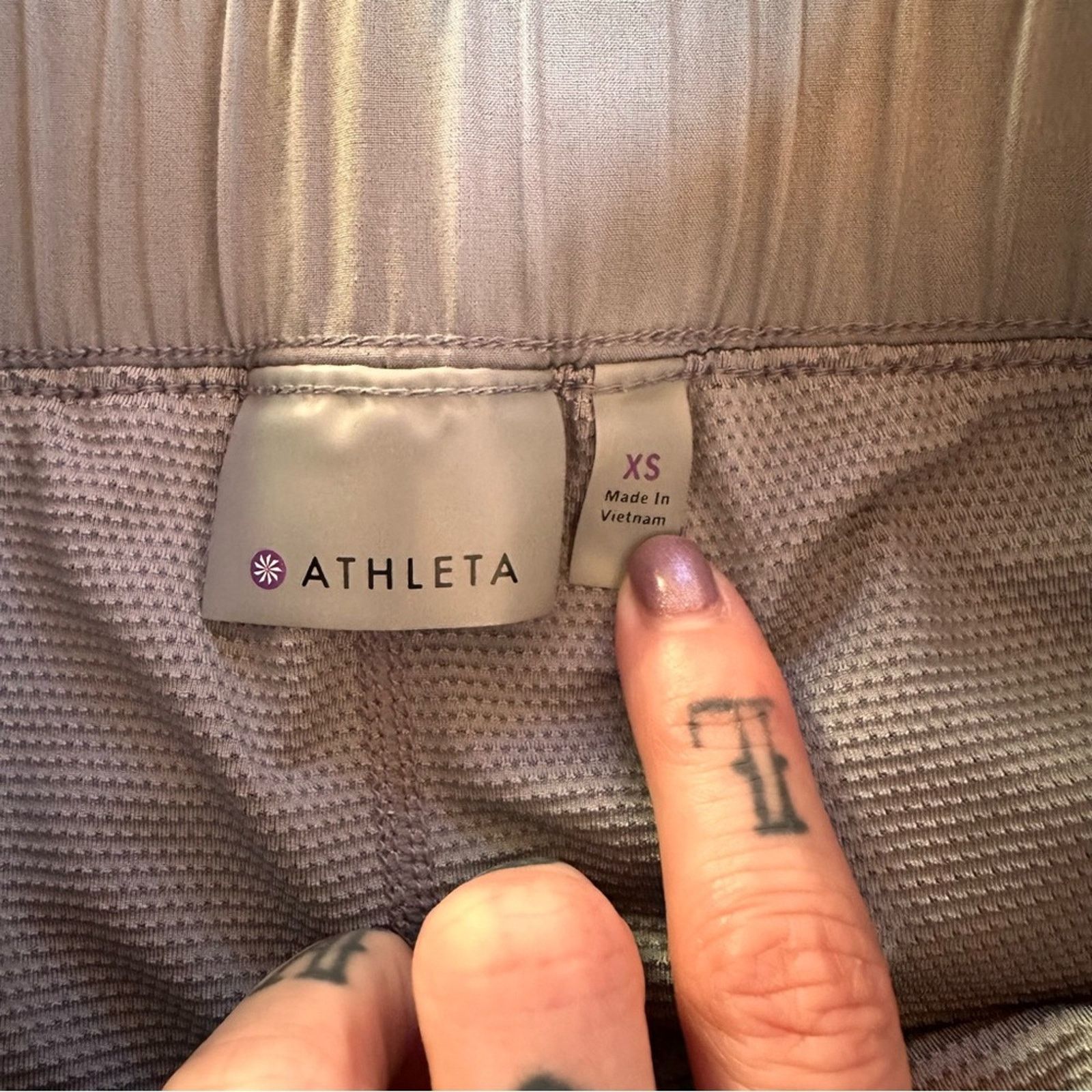 Athleta Athleta Stretch-In Skort – Gray – Size XS – EUC Size 26" / US 2 / IT 38 - 7 Thumbnail