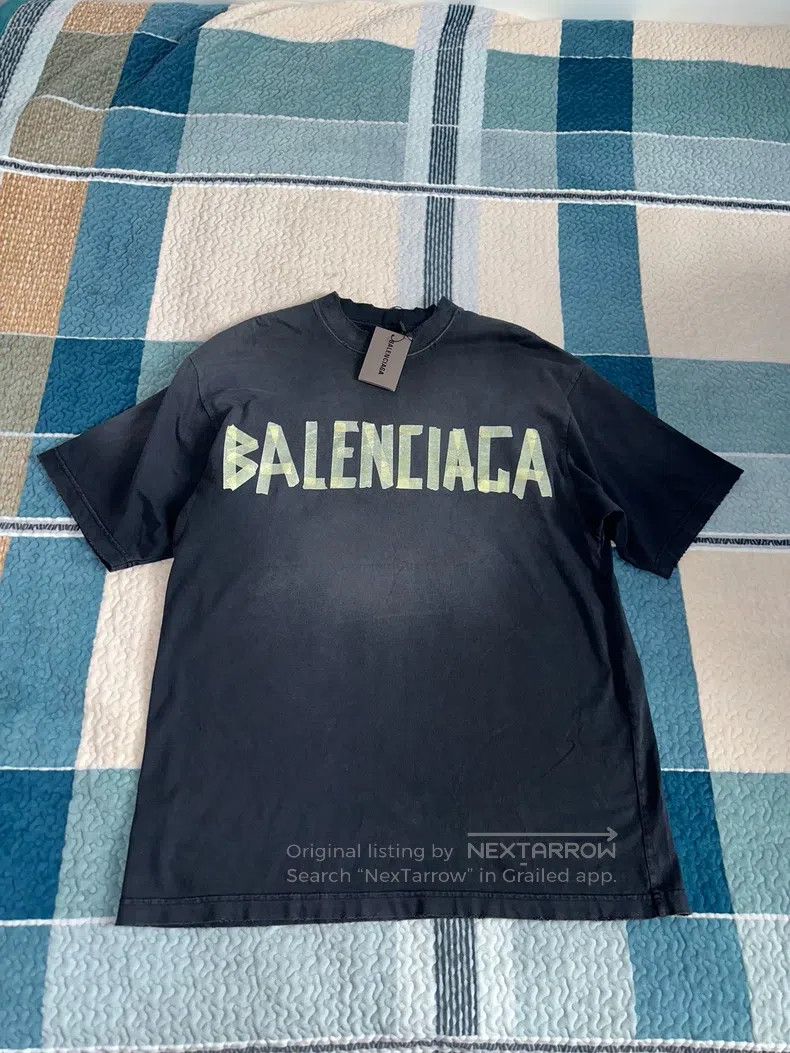 Balenciaga Balenciaga Tape Letter Logo Printed Plain Knit Cotton Crew Size US S / EU 44-46 / 1 - 2 Thumbnail