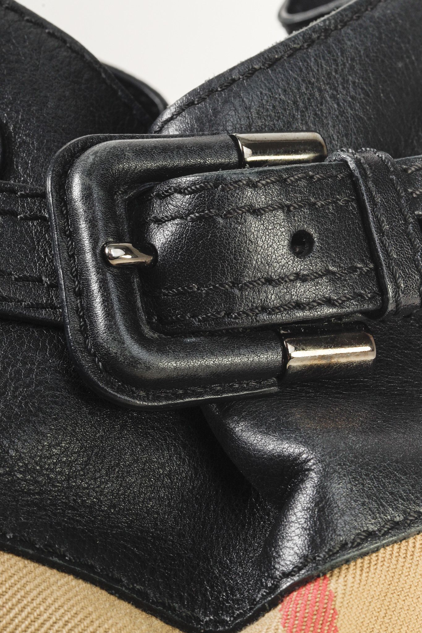 Burberry Burberry Bromley House Check Canvas Leather-Trim Handbag Size ONE SIZE - 10 Thumbnail