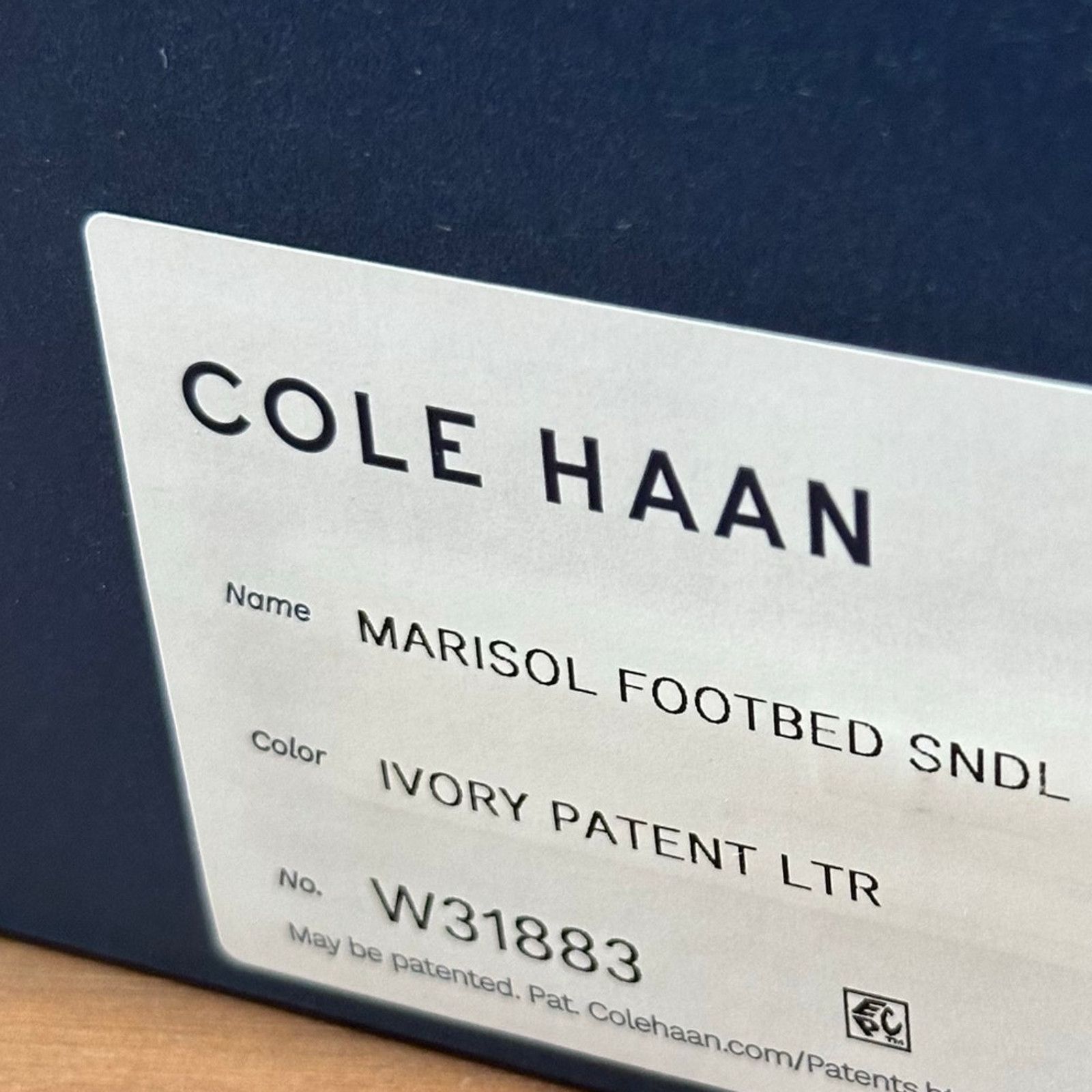 Cole Haan Cole Haan Marisol Footbed Sandals Ivory Patent Leather 8 Size US 8 / IT 38 - 9 Thumbnail