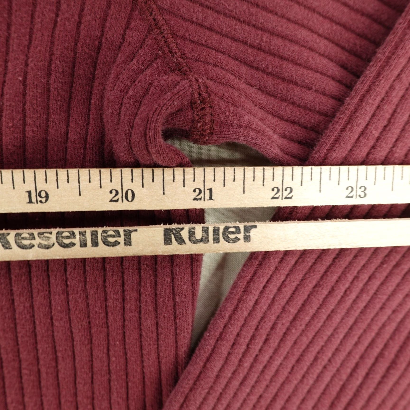 Abercrombie & Fitch VINTAGE Abercrombie & Fitch Shirt Mens XL Red Thermal V-Neck Knit T-Shirt Outdoor Preppy 90s Mens Size US XL / EU 56 / 4 - 6 Thumbnail