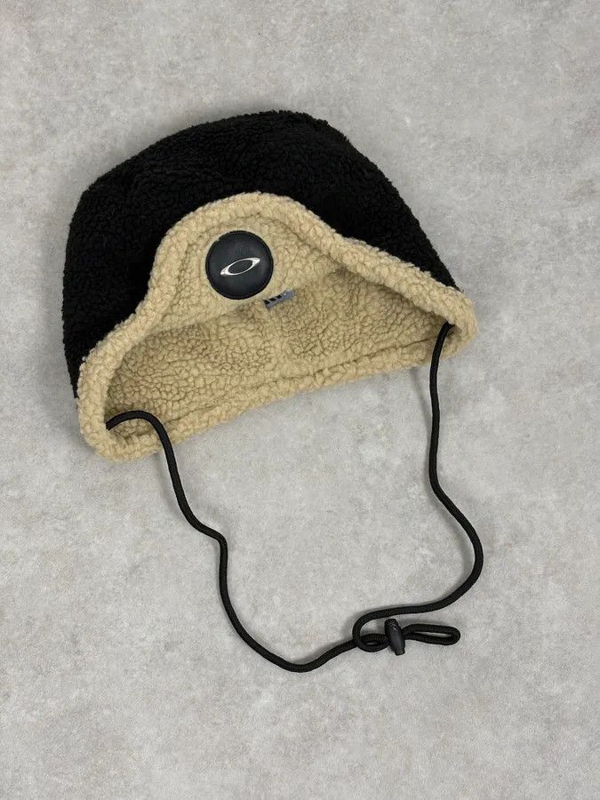 Oakley 2000s Oakley Black Wool Shearling Hat Size ONE SIZE - 4 Thumbnail