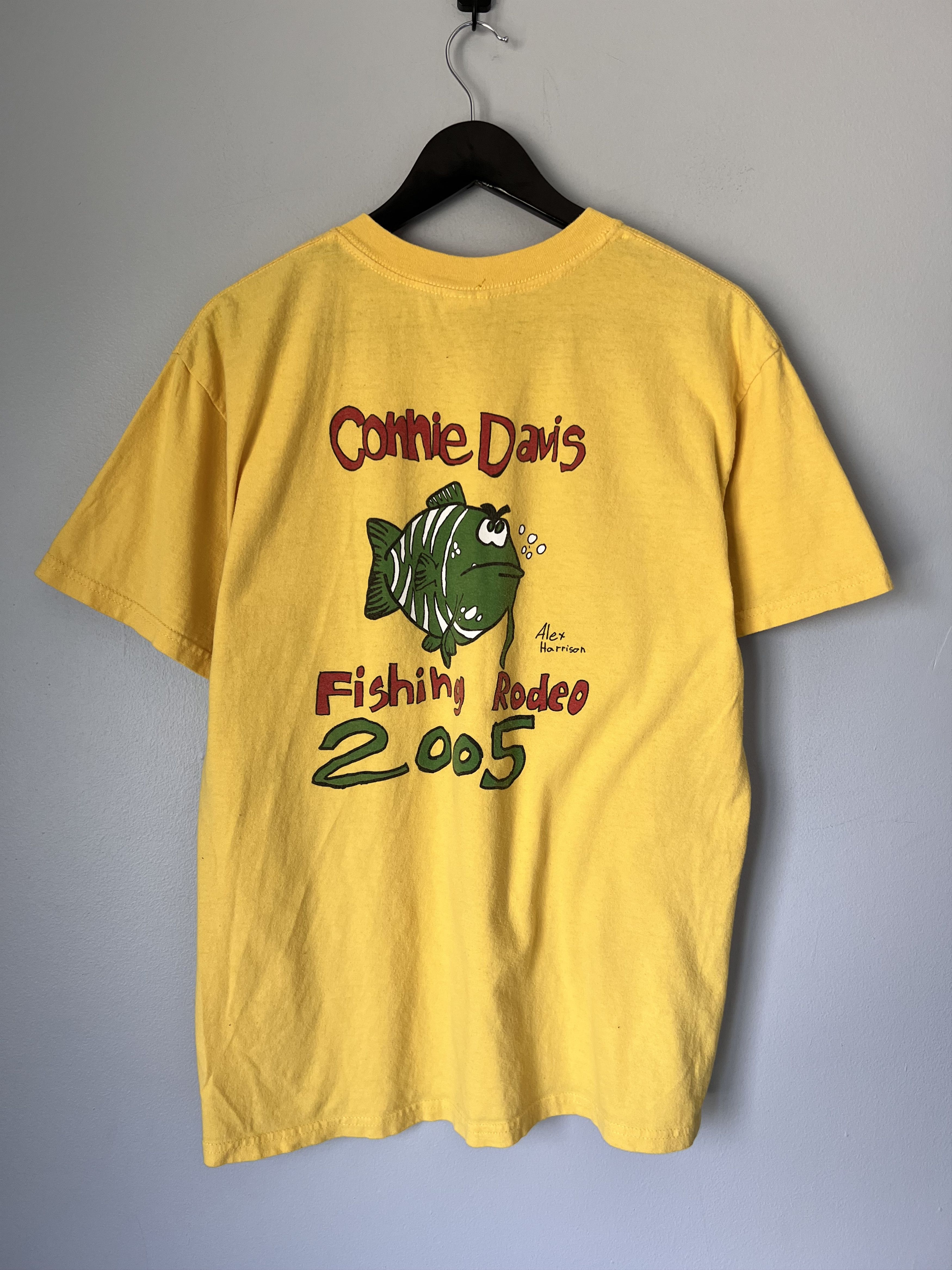 Vintage 2005 Connie Davis Fishing Rodeo Art Tee in Yellow Size US M / EU 48-50 / 2 - 1 Thumbnail