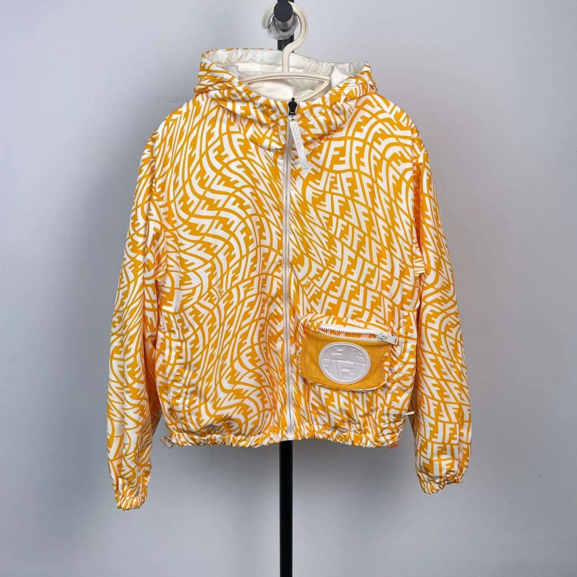 Fendi Fendi 98 new yellow light polyester jacket S Size S / US 4 / IT 40 - 1 Thumbnail