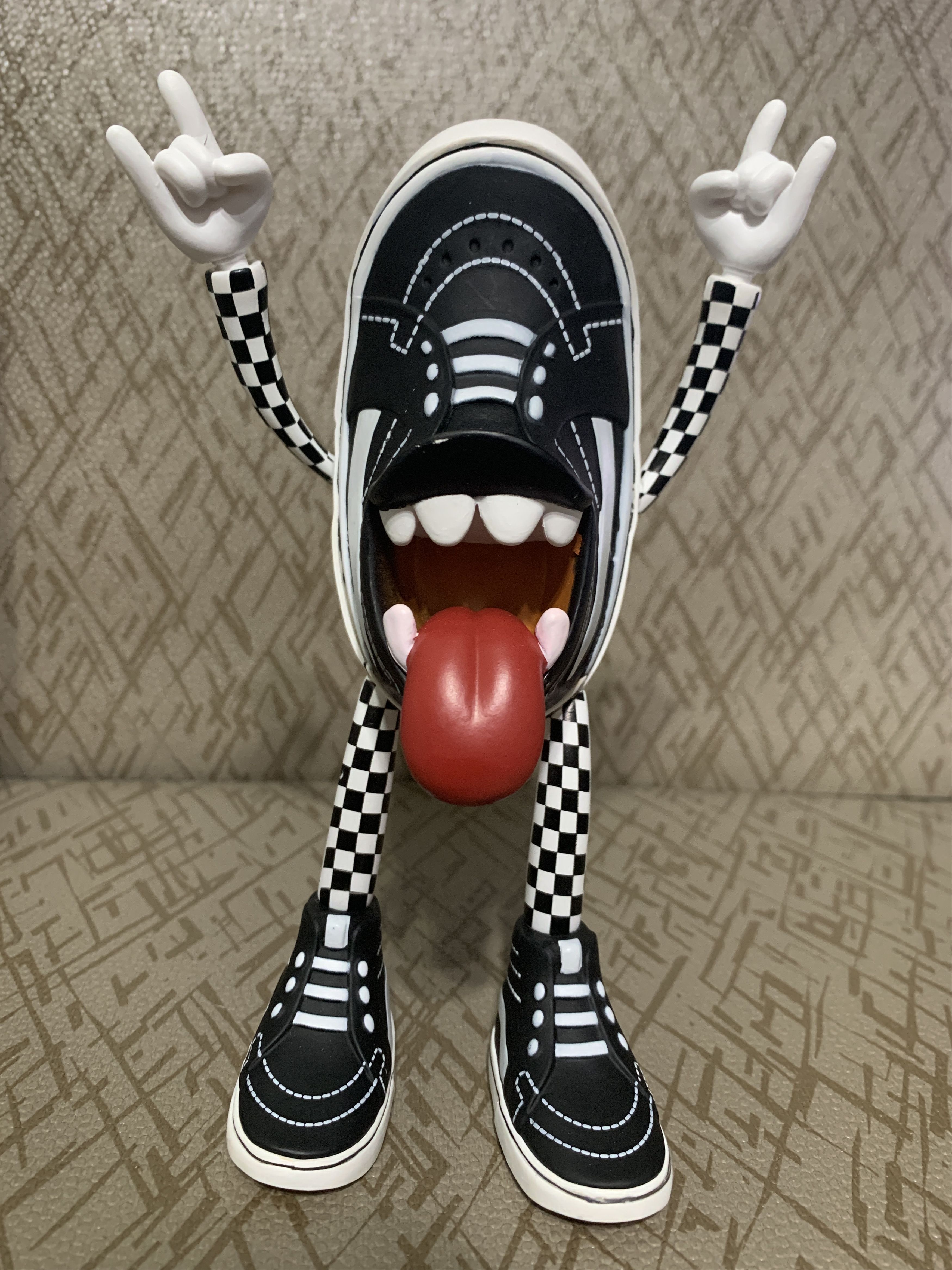 Vans VANS OFF THE WALL HI MONSTER Figure Size ONE SIZE - 1 Thumbnail