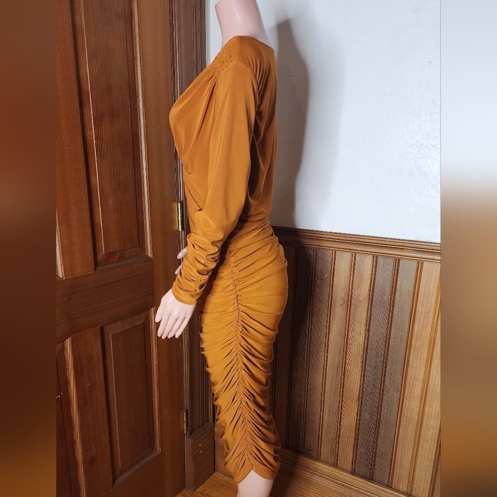 Norma Kamali NWOT Norma Kamali Tara Ruched Jersey Dress Large / 40 Size L / US 10 / IT 46 - 5 Thumbnail