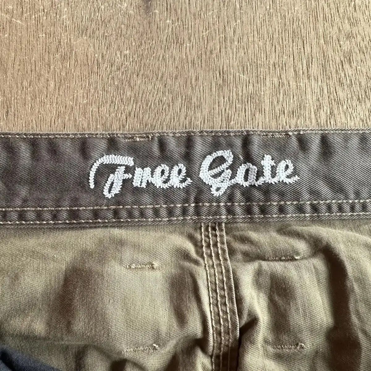 Tornado Mart VINTAGE FREEGATE WORK WEAR DOUBLE KNEE CINCH BACK TROUSERS Size US 32 / EU 48 - 9 Thumbnail
