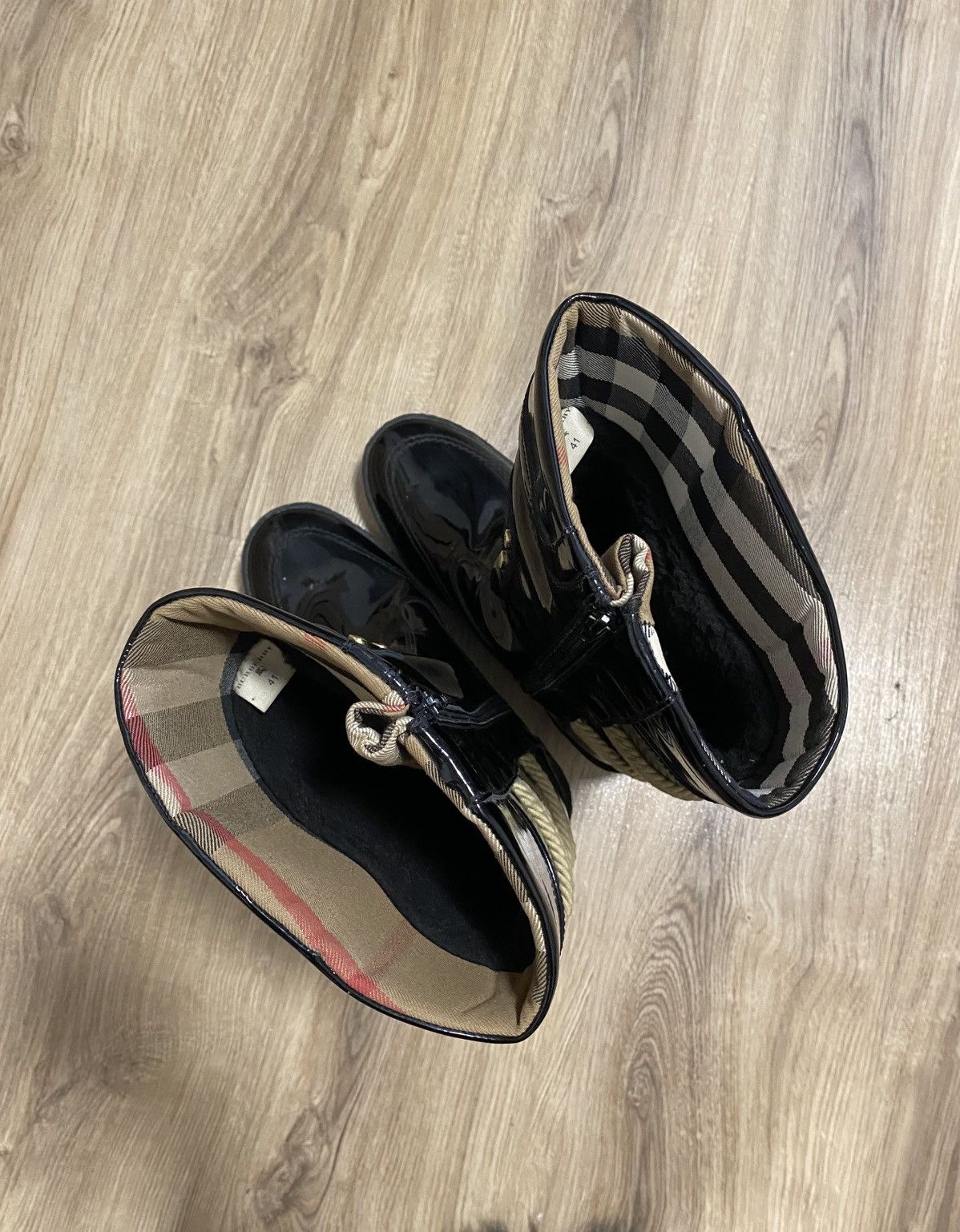 Burberry Burberry Black Patent Leather Snow Boot Size: 41 Size US 11 / IT 41 - 9 Thumbnail