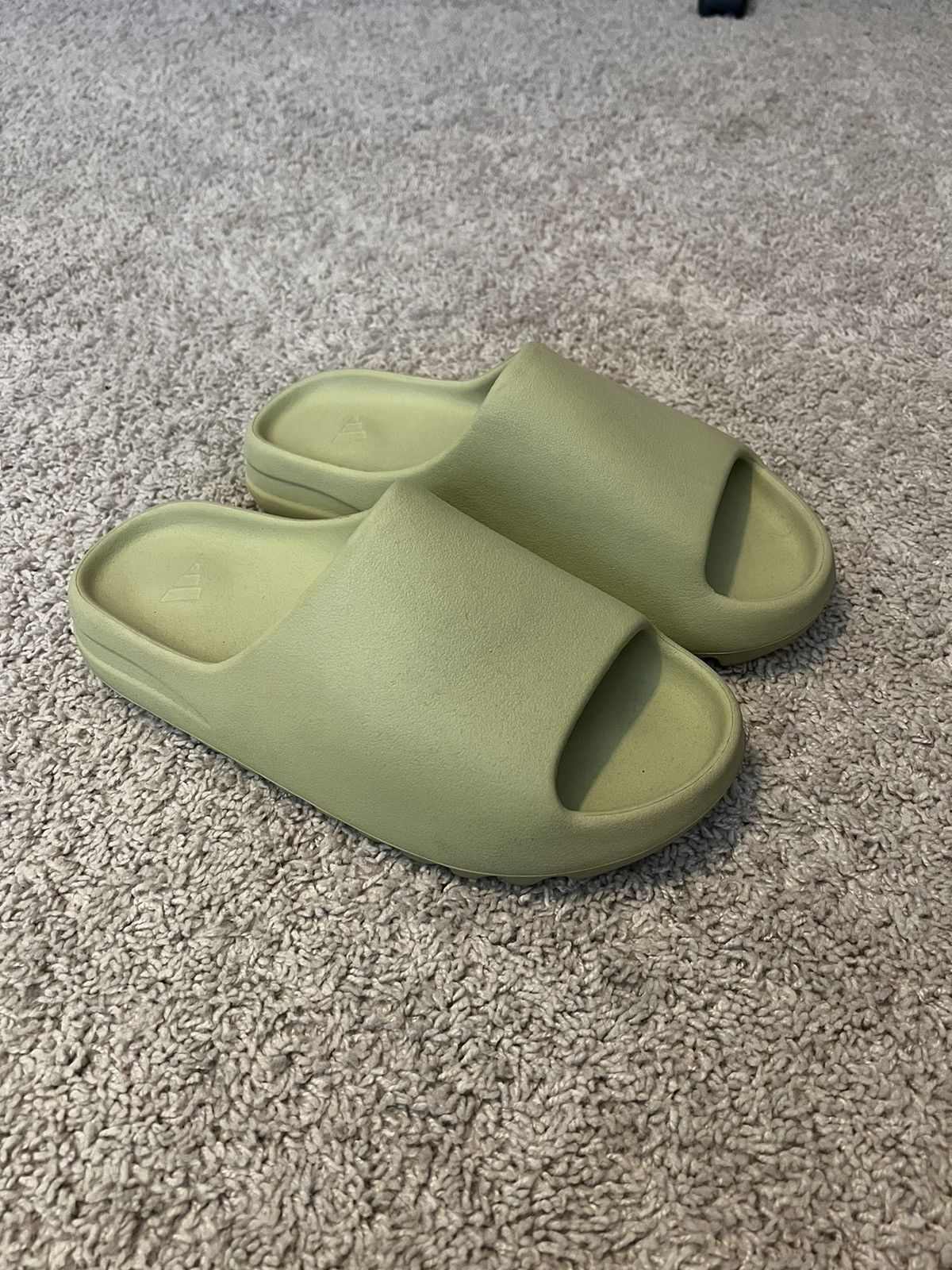 Yeezy Resin hotsell Slides