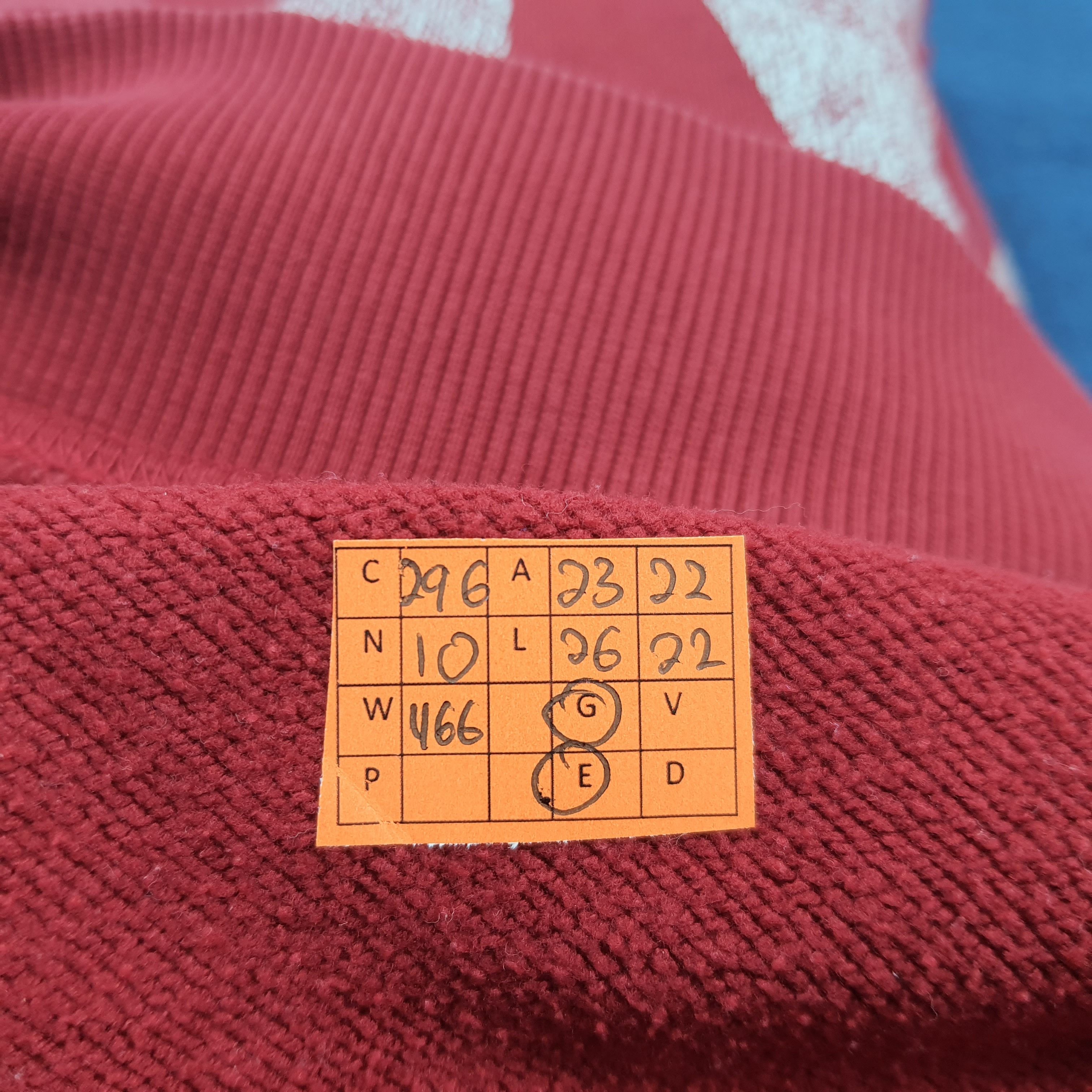 Band Tees Vintage Red Hot Chili Peppers Rock Band Sweatshirt C296N10 Size US L / EU 52-54 / 3 - 10 Thumbnail