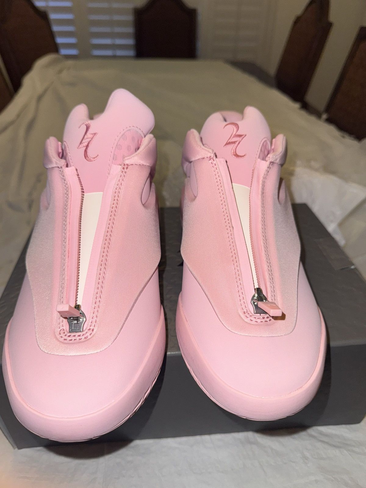 Converse Shai's 001 Pink basketball shoes Size US 9 / EU 42 - 7 Thumbnail