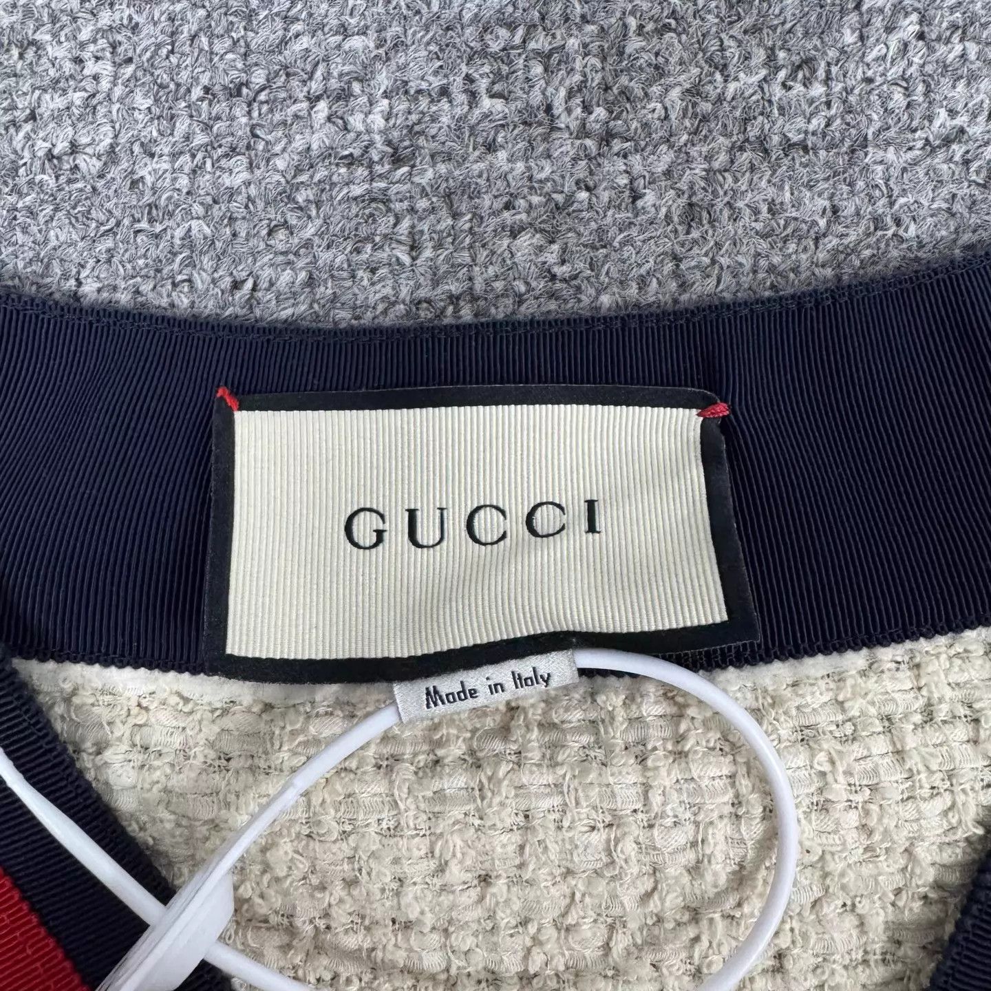 Gucci Gucci ivory webbing V-neck tweed short dress size 34 99 new Size XXS / US 00 / IT 34 - 4 Thumbnail