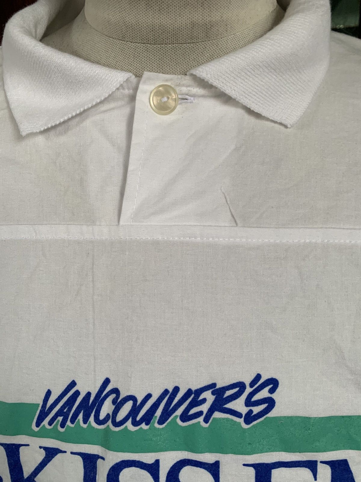 Vintage Vintage 90s Vancouver’s Kiss FM Sweatshirt Size US L / EU 52-54 / 3 - 5 Thumbnail