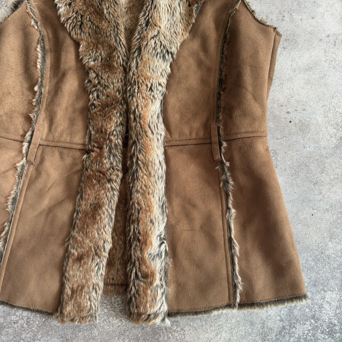 20471120 × Vintage Super Sexy Vintage Faux Fur Vest Size S / US 4 / IT 40 - 6 Thumbnail