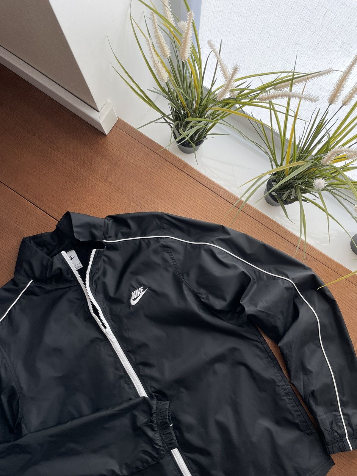 Designer × Nike Vintage Nike Swoosh Drill Nylon Tracking Track Jacket Bomber Size US M / EU 48-50 / 2 - 3 Thumbnail