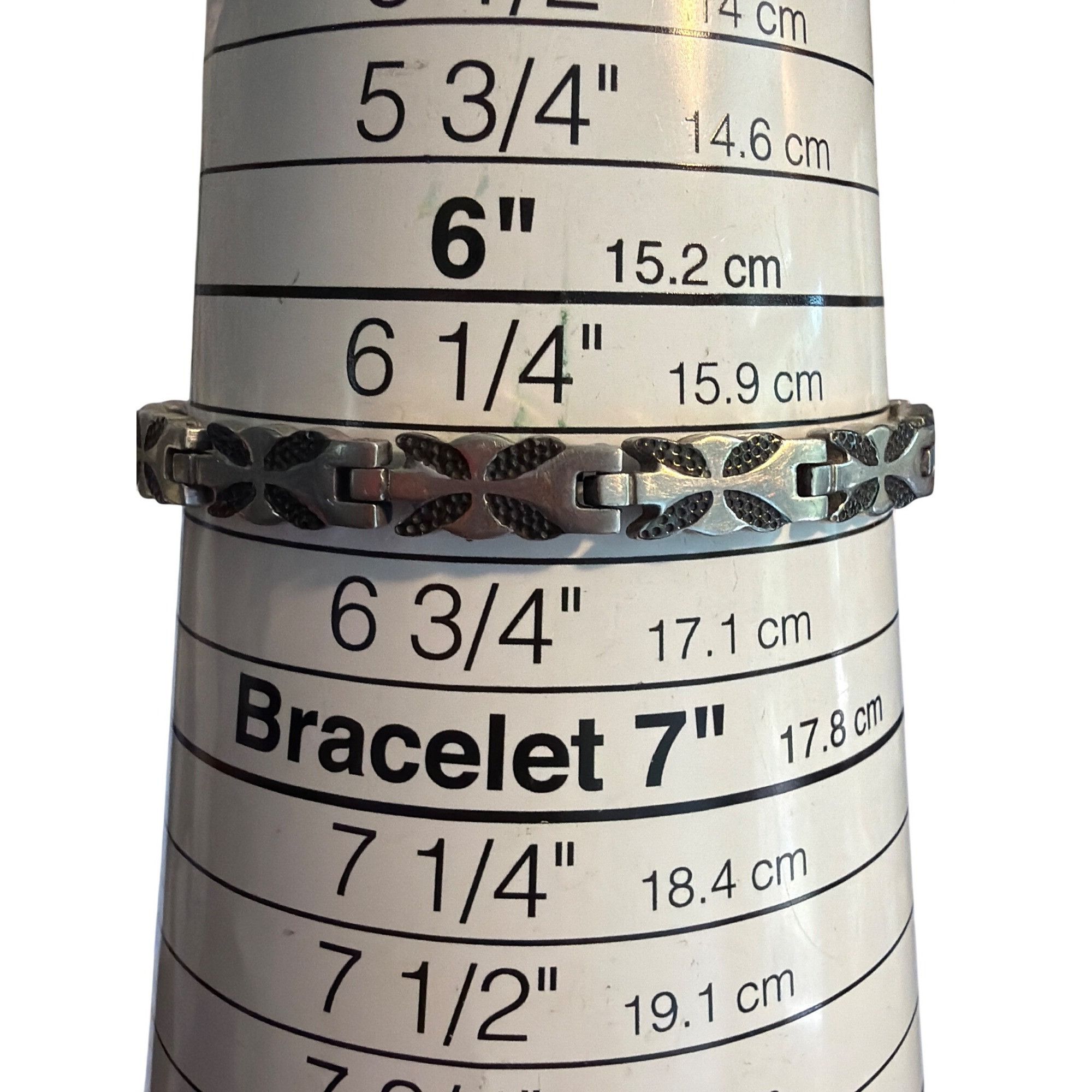 Other Stainless Steel Magnetic Bracelet Textured Link Design Fold Size ONE SIZE - 5 Thumbnail