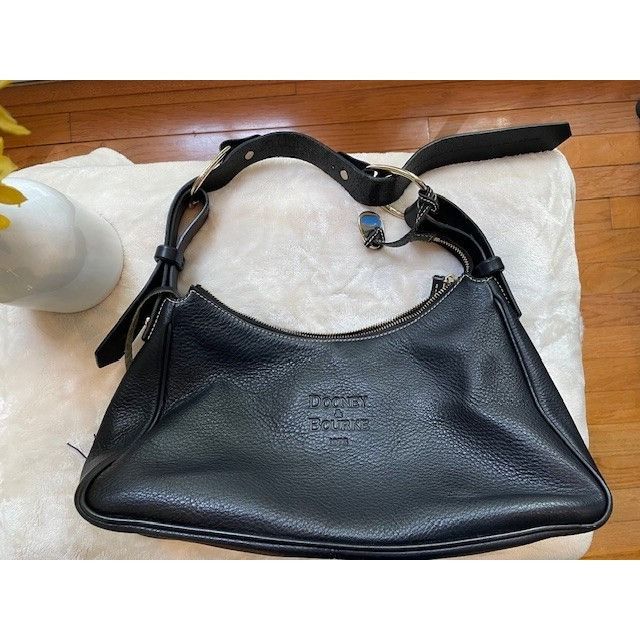 Dooney & Bourke Vintage Dooney & Bourke 1975 Black SoHo Purse - Preowned Size ONE SIZE - 11 Thumbnail