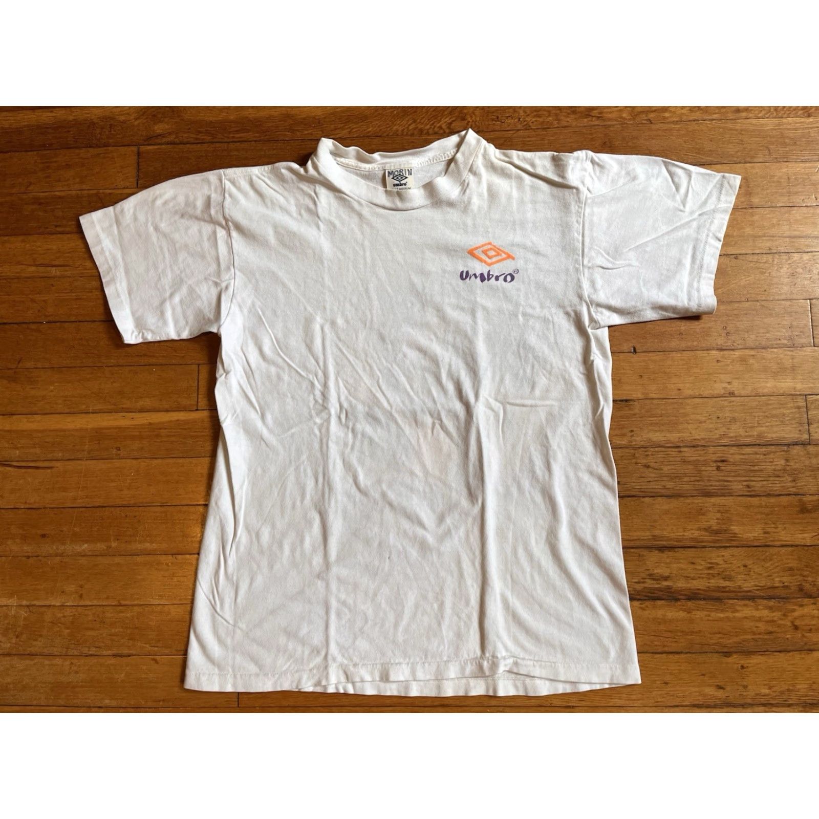 Umbro VINTAGE Umbro Shirt Men’s M White 90s Graphic Print Logo Short Sleeve Crew Neck Cotton Jersey Men Size US M / EU 48-50 / 2 - 2 Thumbnail