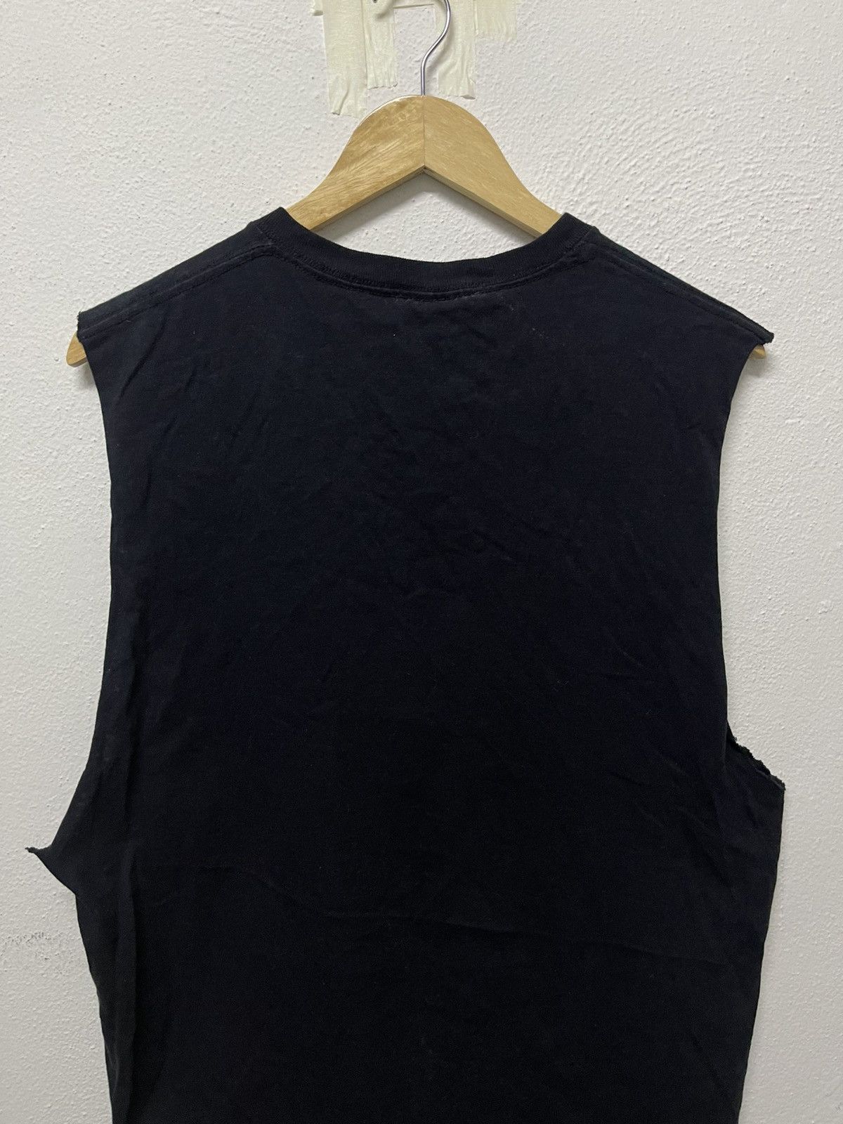 Band Tees 2000s METAL BAND SLEEVELESS SHIRT RARE Size US L / EU 52-54 / 3 - 15 Thumbnail