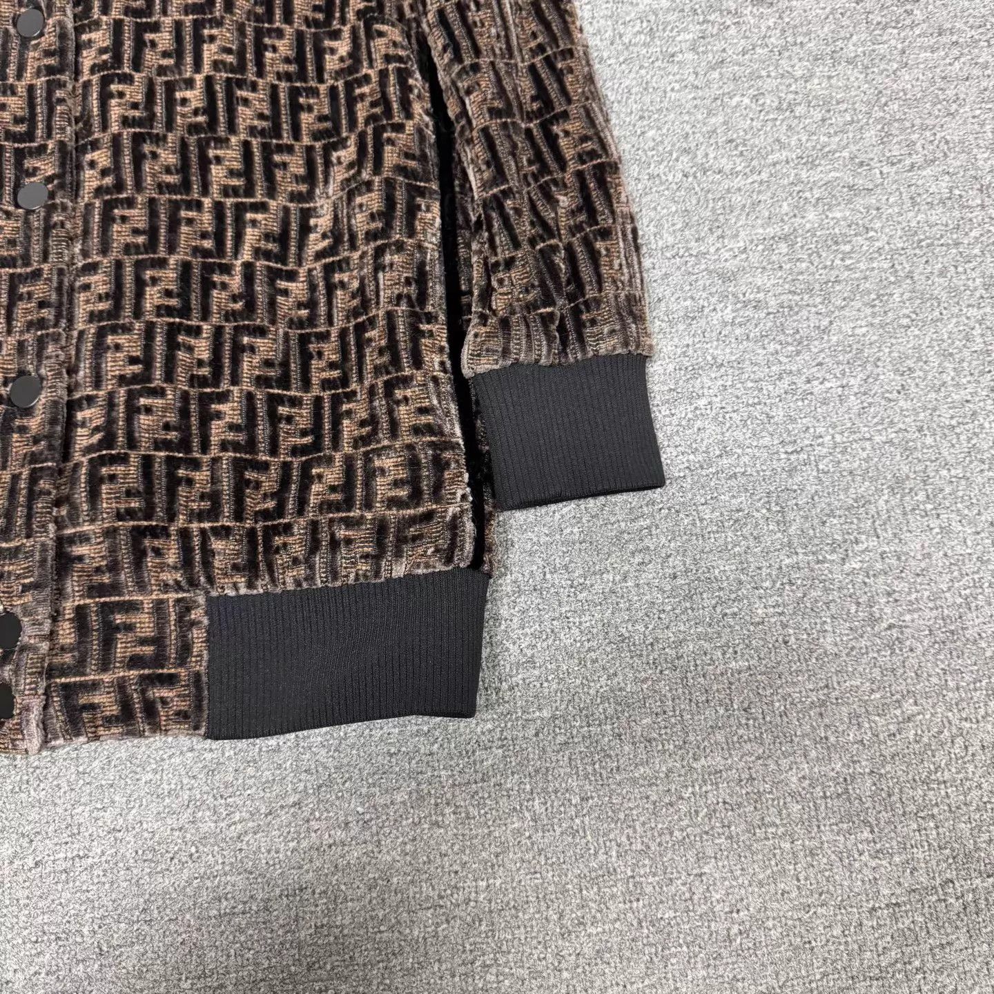 Fendi Fendi brown all over FF print velvet baseball jacket Size XS / US 0-2 / IT 36-38 - 5 Thumbnail