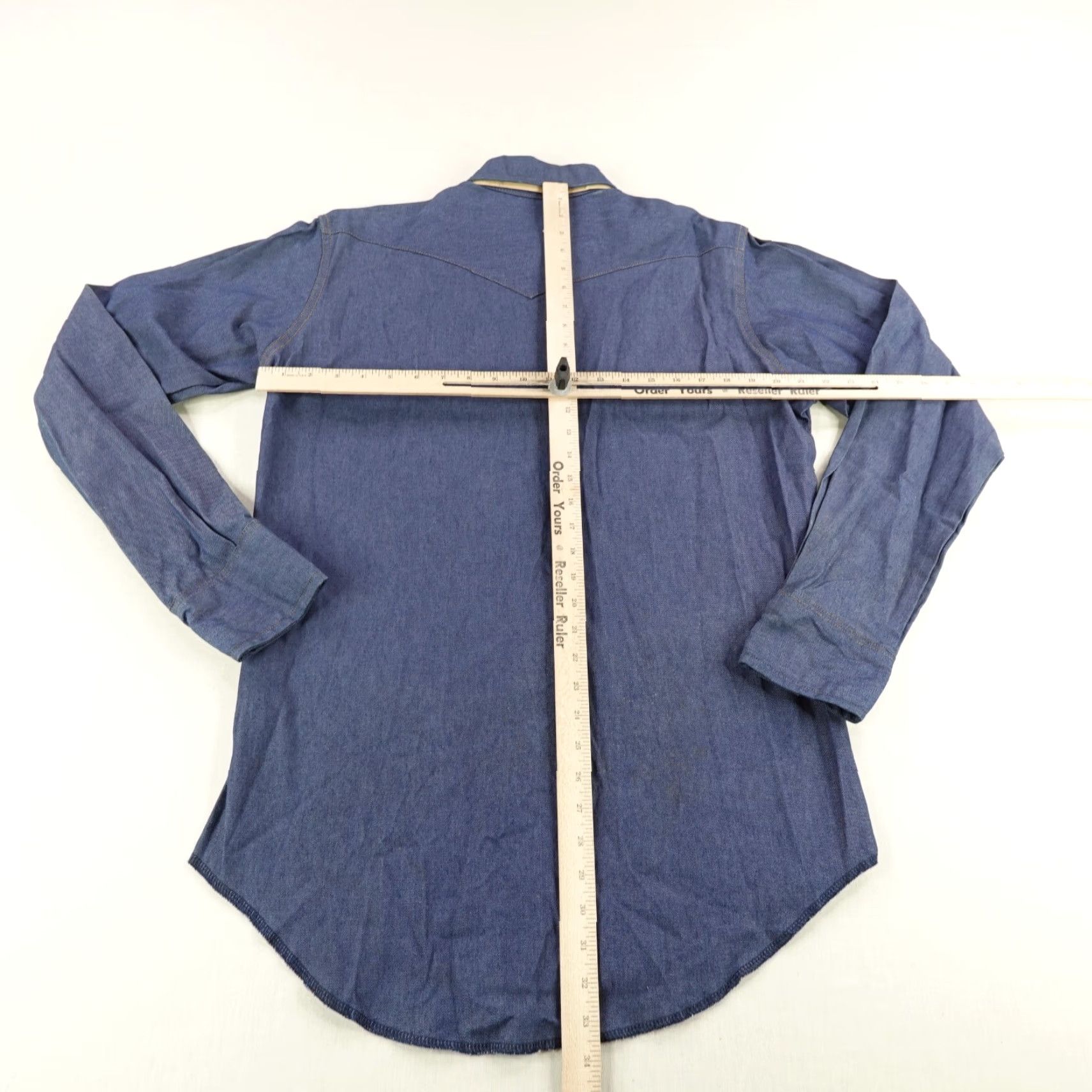 VINTAGE Wrangler Blue Denim Shirt Mens Large Long Sleeve Western