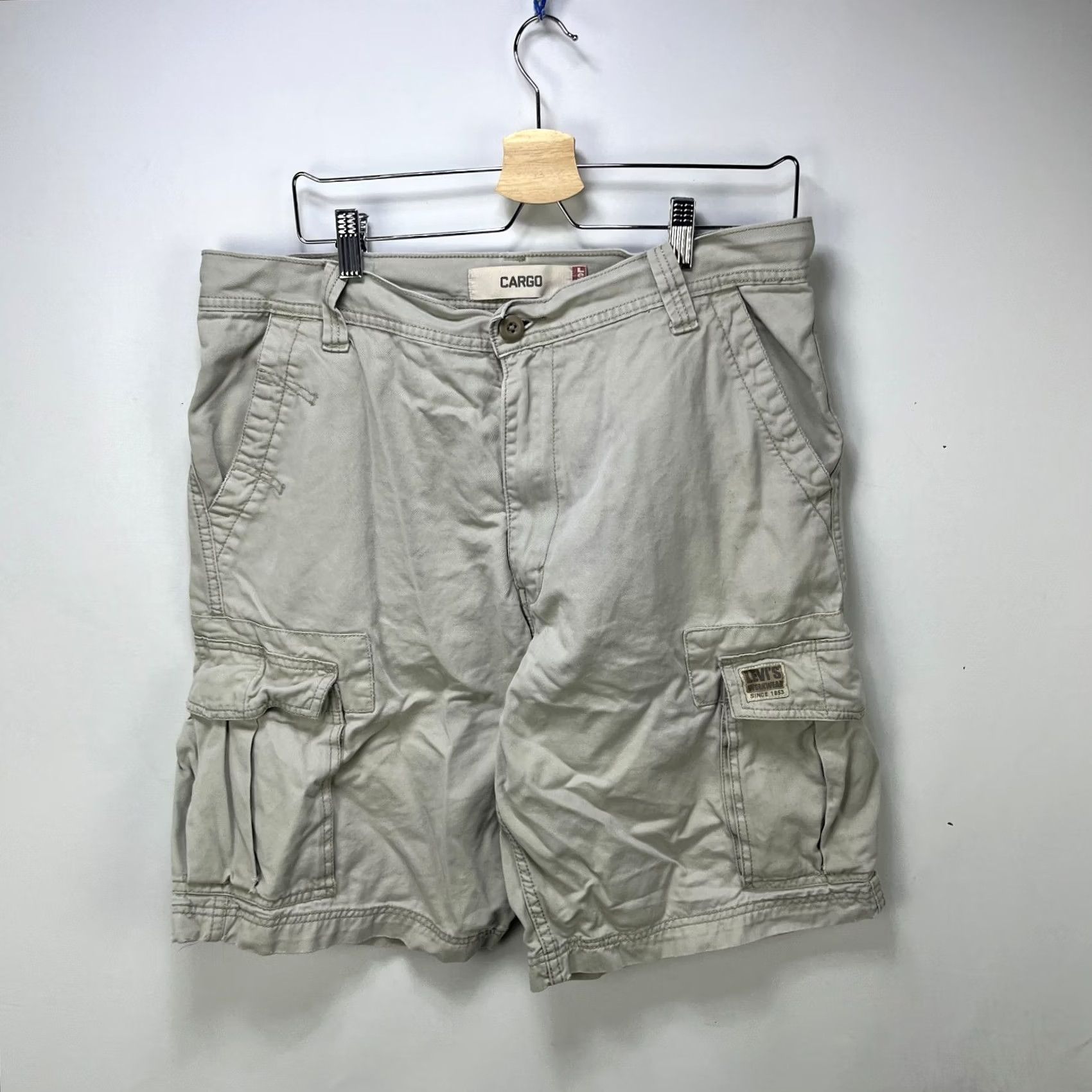Levi's Item Specifications: Closure: Elastic Waist Size US 34 / EU 50 - 4 Thumbnail