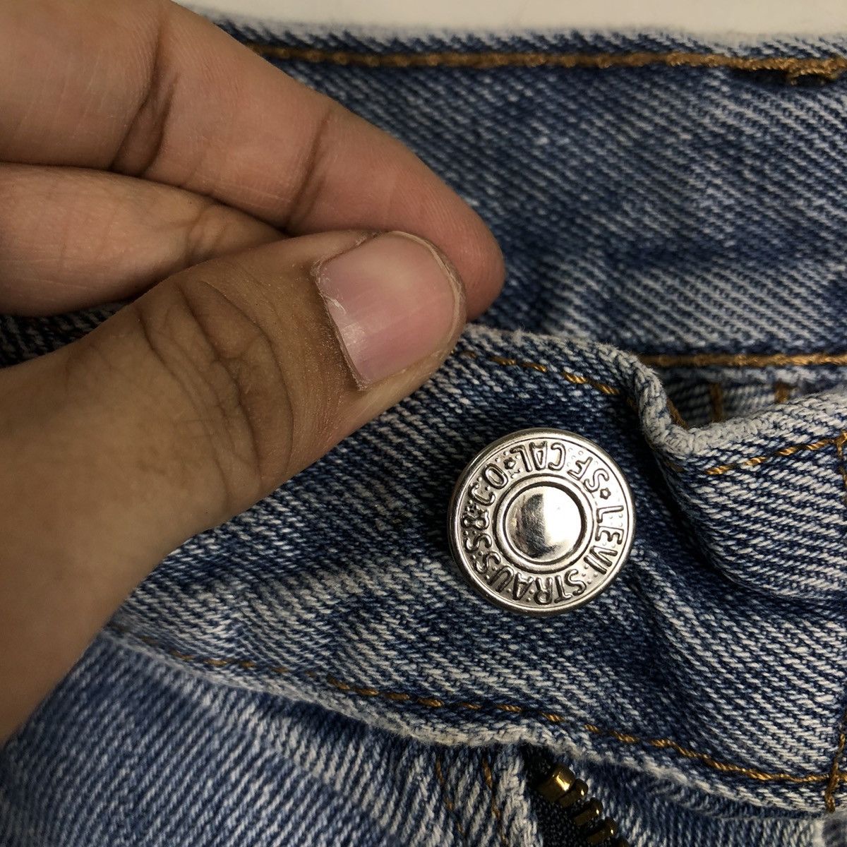 Levi's 🔥90’s Lot 505 Vintage Levis Distressed Denim Design Size US 34 / EU 50 - 13 Thumbnail