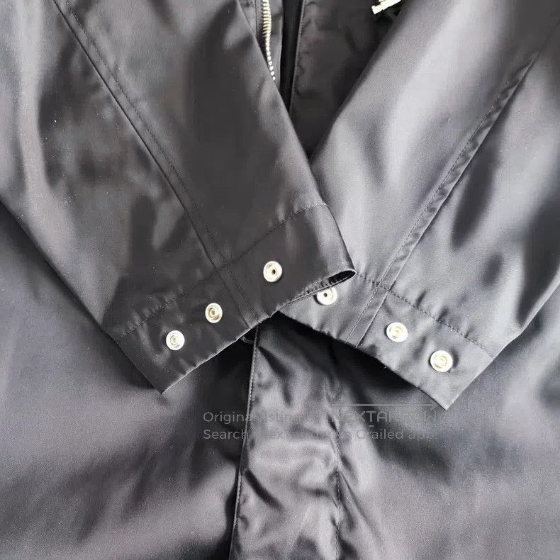 Dior Dior Black solid colour medium and long coat Size US M / EU 48-50 / 2 - 6 Thumbnail