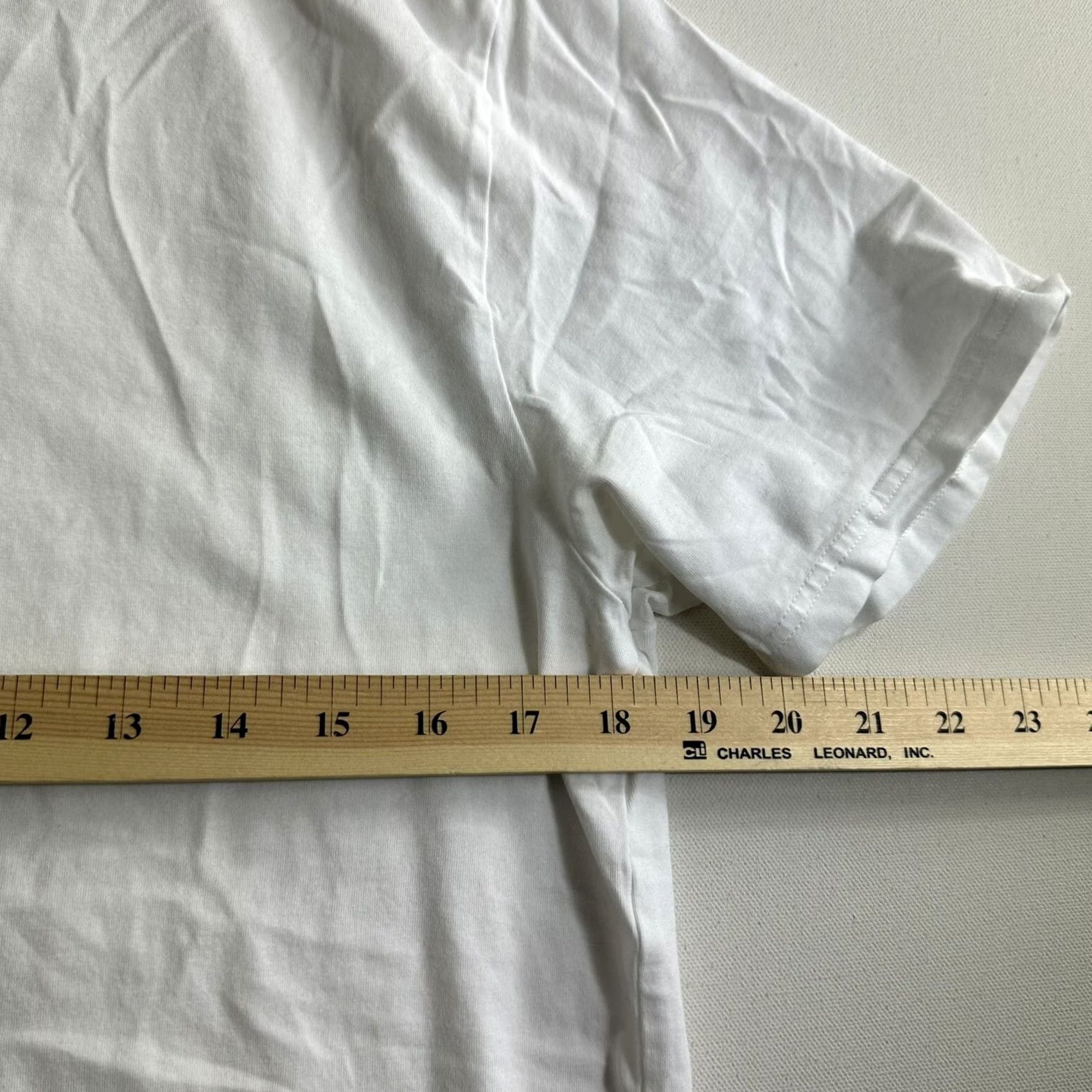 Vintage Jay-Z Roc Nation Paper Planes White Short Sleeve Essential Shirt Men Large Flag Graphic Size US L / EU 52-54 / 3 - 7 Thumbnail