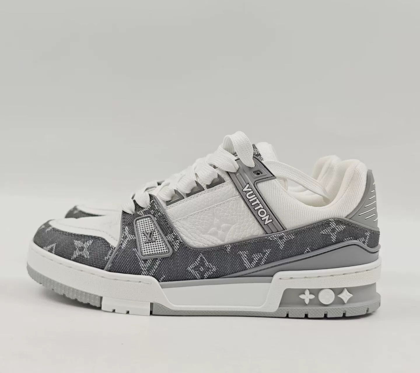 Louis Vuitton LV Grey Monogram Trainer Sneakers Size US 6 / IT 36 - 1 Thumbnail